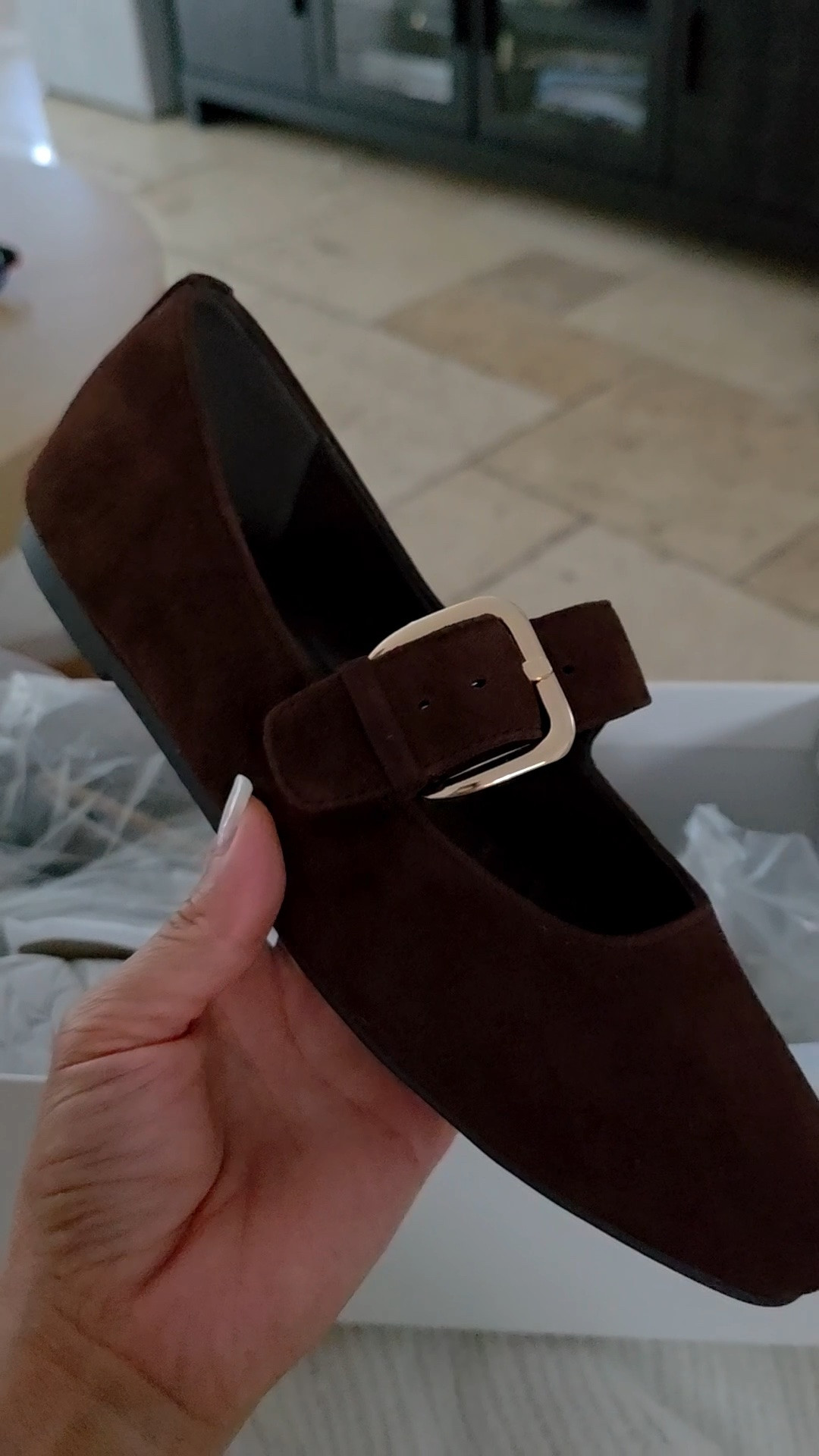 These are so pretty! Chocolate brown flats with the gold buckle 🤌🏼