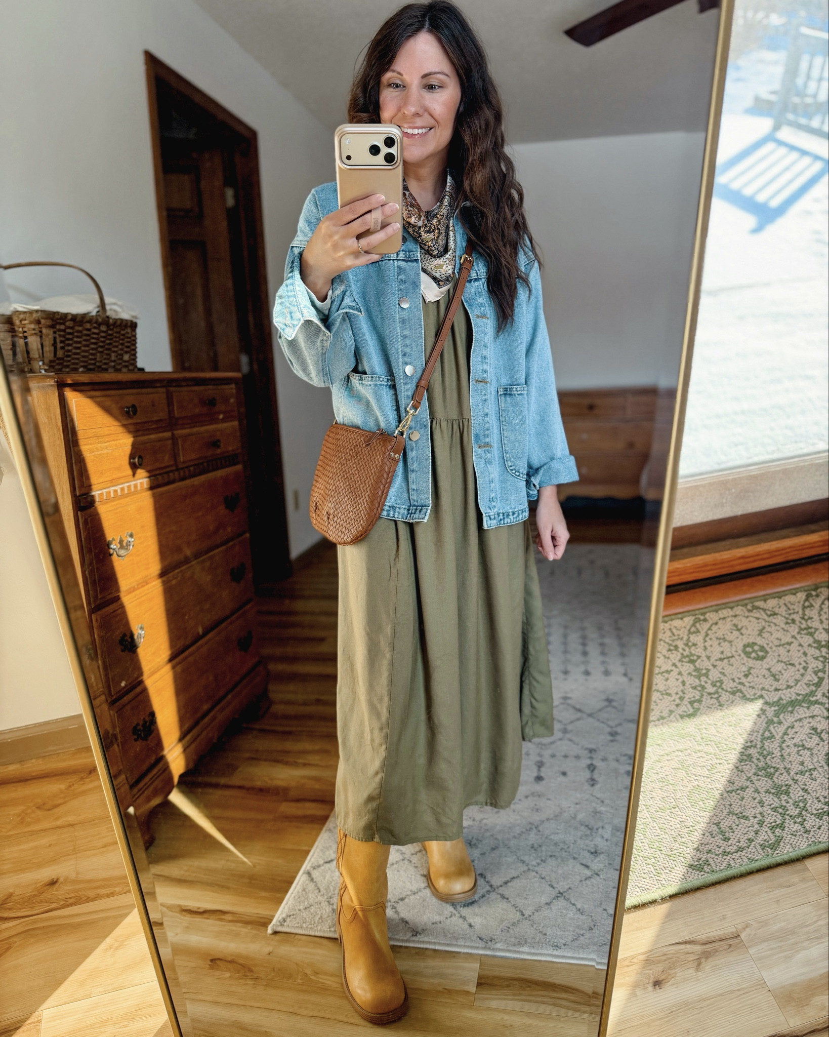 xs petite in my dress, xs in my denim jacket, small size in my purse and size 6 in my boots 🙌🏽



#LTKgrwm #LTKPetite #LTKootd