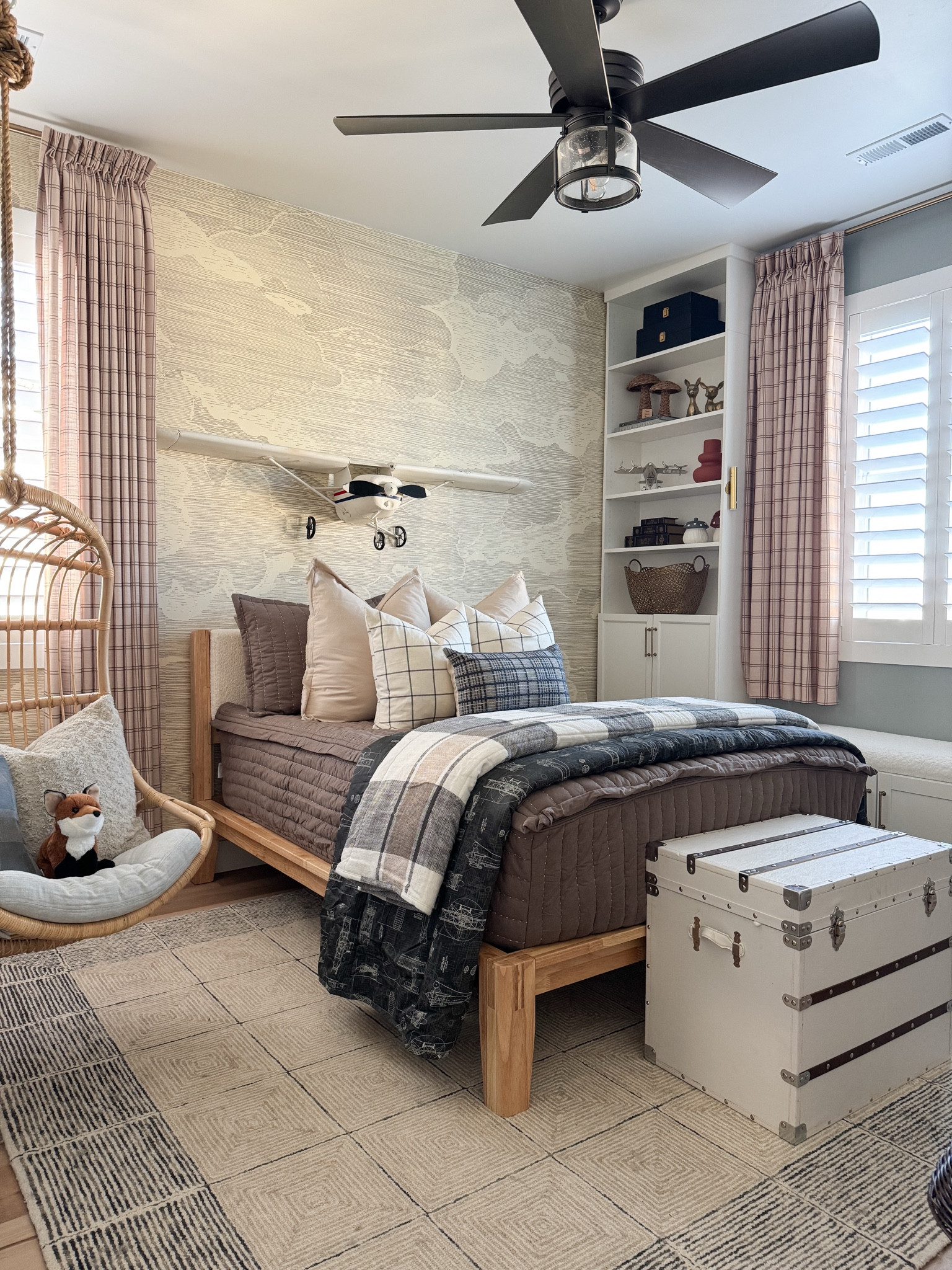 Young kids bedroom design 

#LTKKids #LTKFindsUnder100 #LTKHome