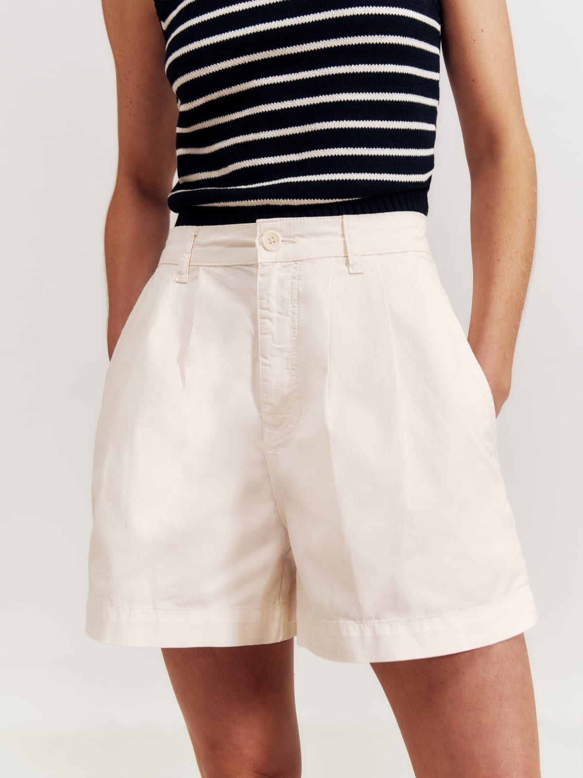 Francis High Rise Pleated Shorts | Reformation (Global)