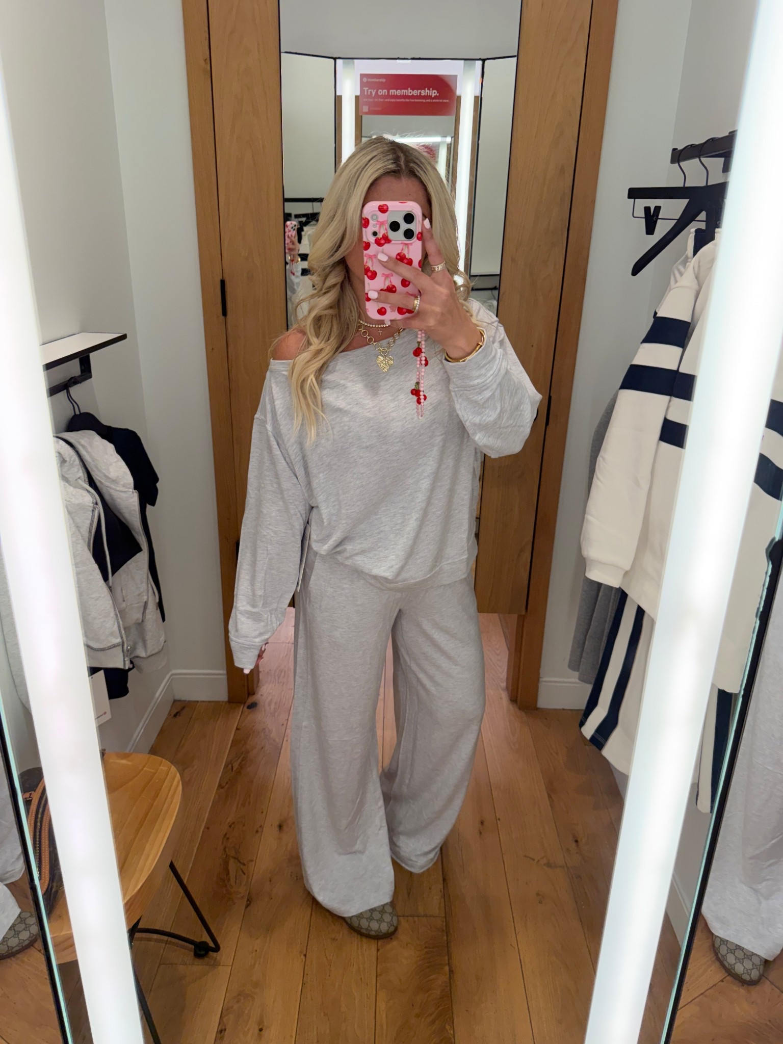 New @lululemon set is soo soft!
Size small