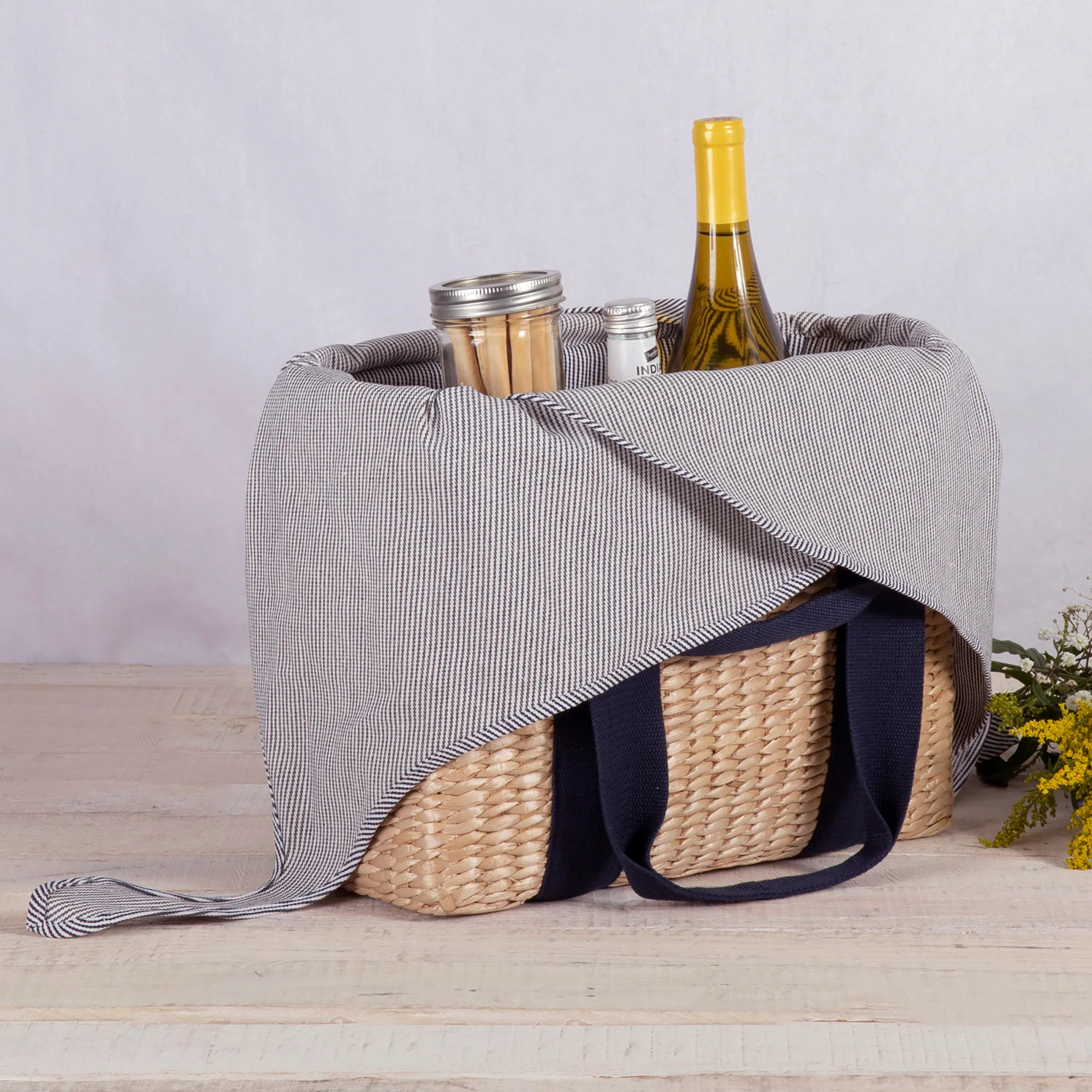 Parisian Picnic Basket | Picnic Time