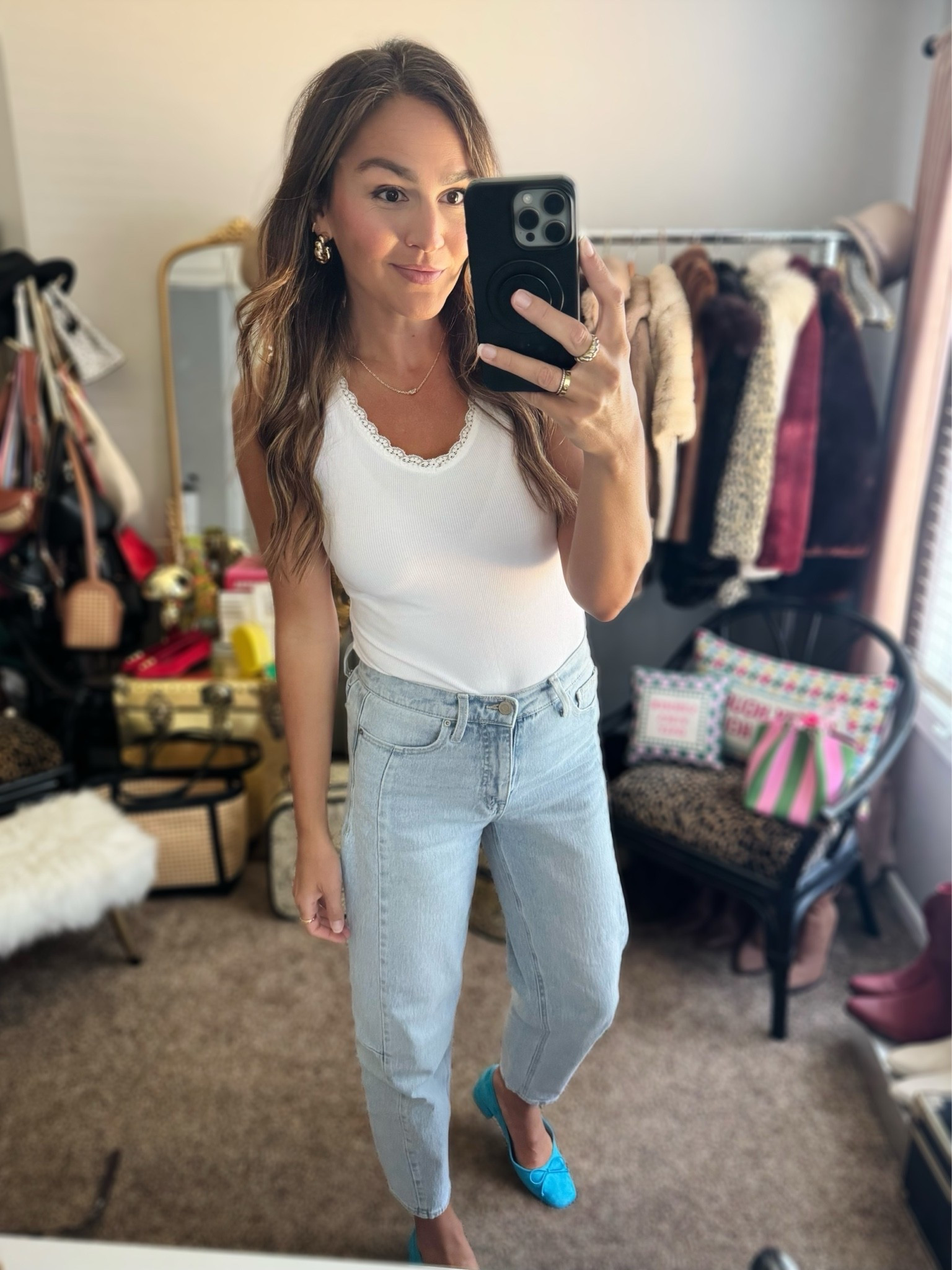 White lace tank (medium)
Barrel jeans
Blue flats TTS under $20

LTKxWalmart

#LTKmomlife #LTKdayinmylife #LTKootd