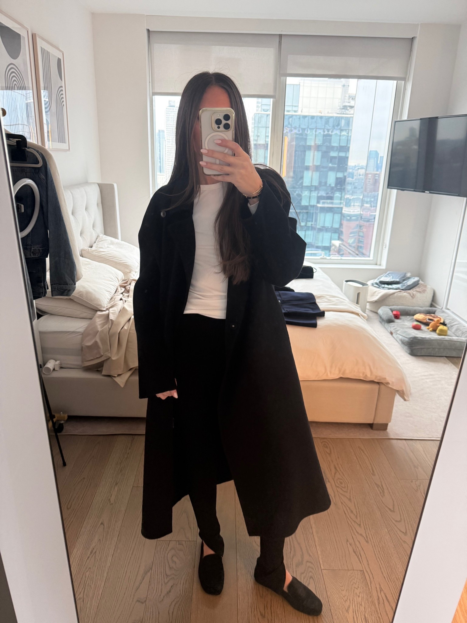 School Drop 

#LTKmorningroutine