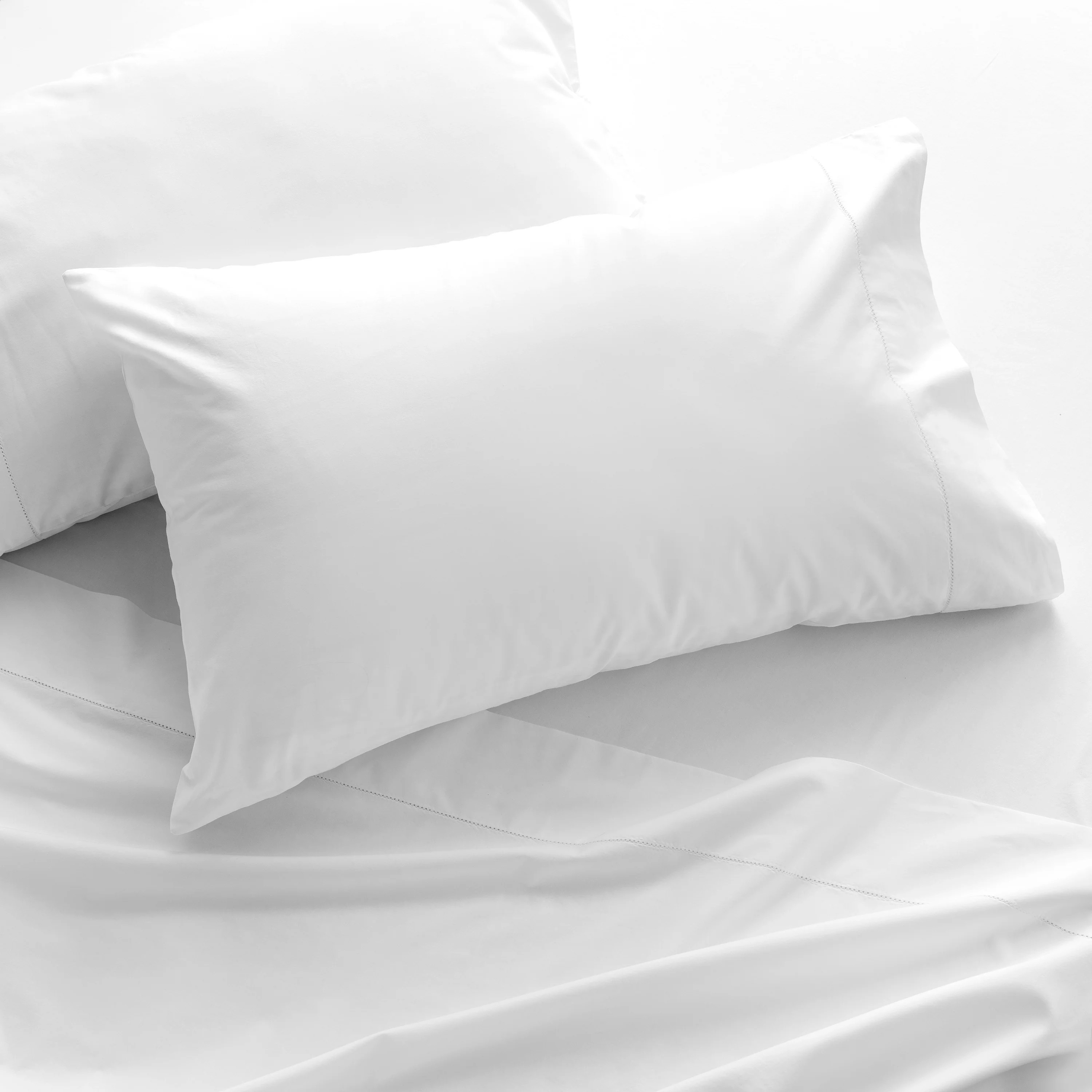 Organic Cotton Solid Sheet Set & Pillowcases | Martha