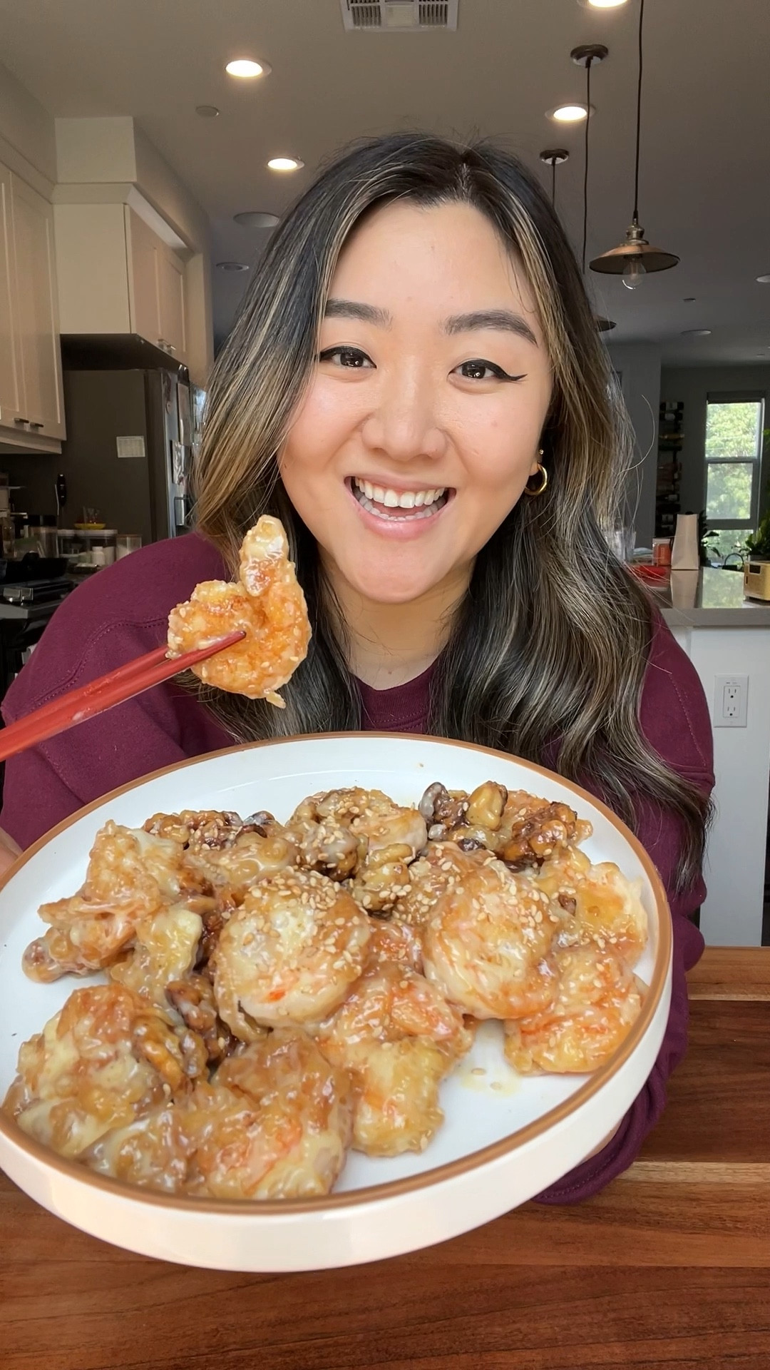 Make this Honey Walnut Shrimp with me, that's better than a Chinese takeout! The sauce is sweet and savory and paired with the honey-toasted walnuts, yum!
I linked the pan and plates I used so you can shop them! Watch the full video on my Tiktok @jasminebellepak
#mealprep #easyrecipe #foodblog #kitchengadget

#LTKVideo #LTKhome