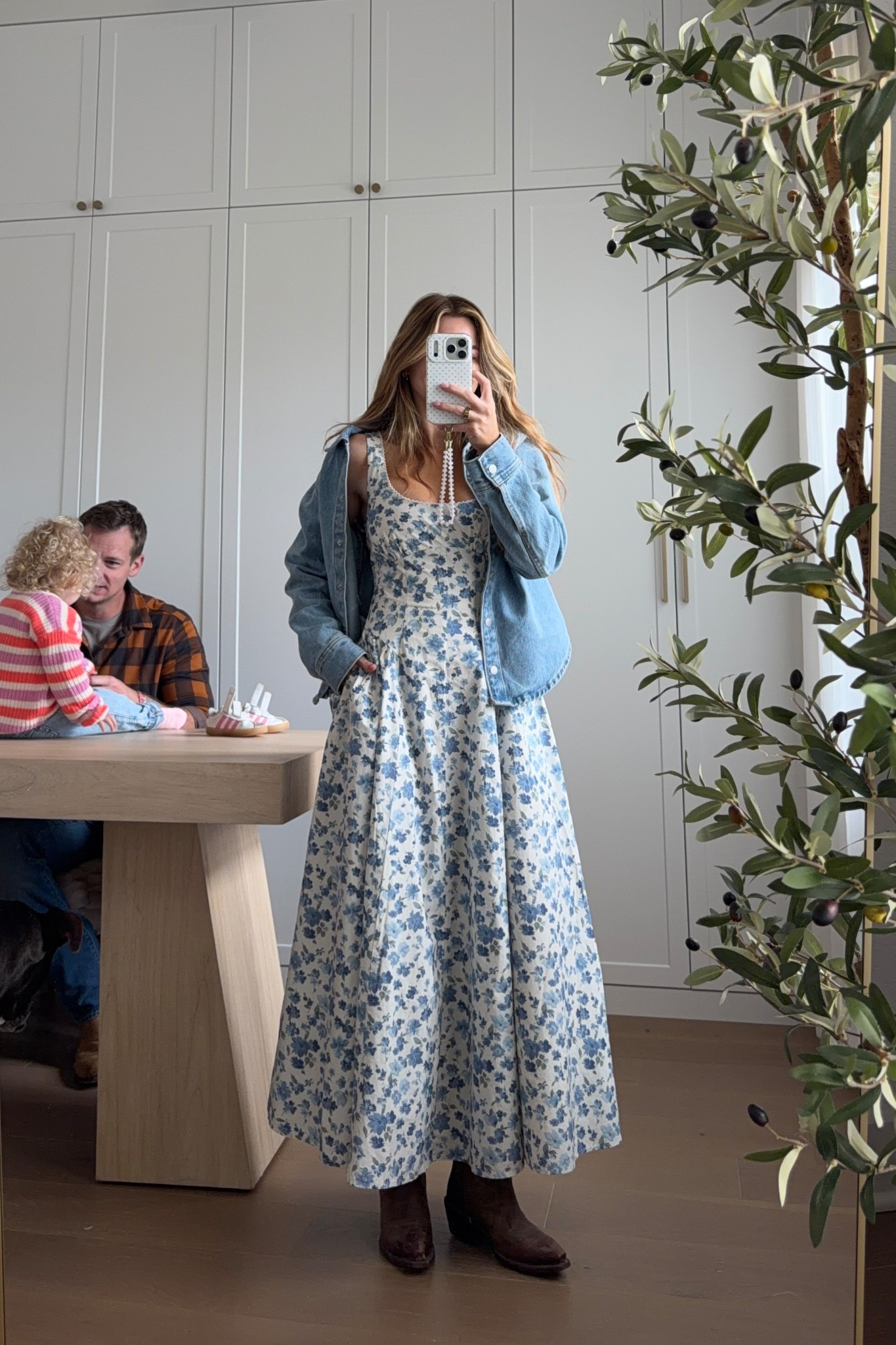 dress: xs regular // denim jacket: small 