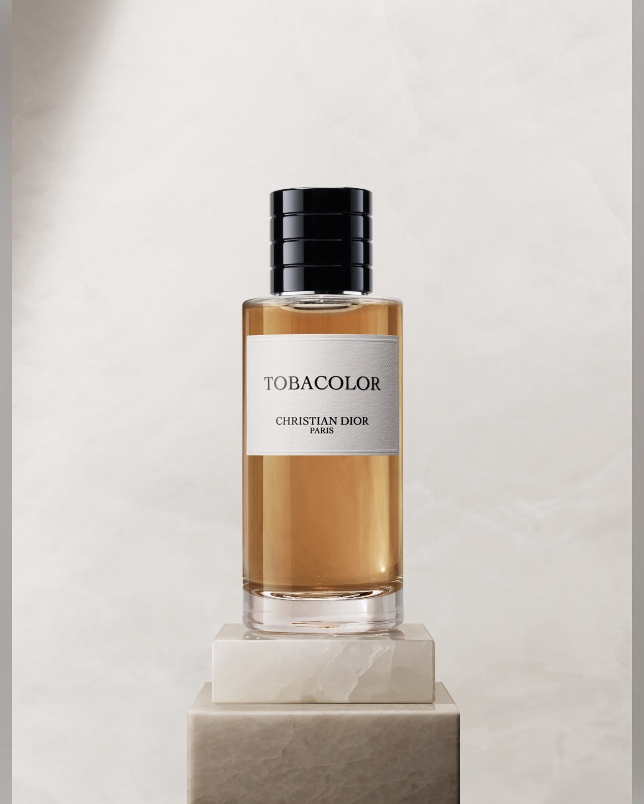 I’m obsessed with this fragrance. The top notes are plum & tobacco (yes, tobacco).  But the drydown brings out the amber and woods with floral undertones that smell so good.  Definitely a bold scent, but neither overtly masculine OR feminine. Love it! 

#LTKgrwm #LTKHoliday #LTKGiftGuide