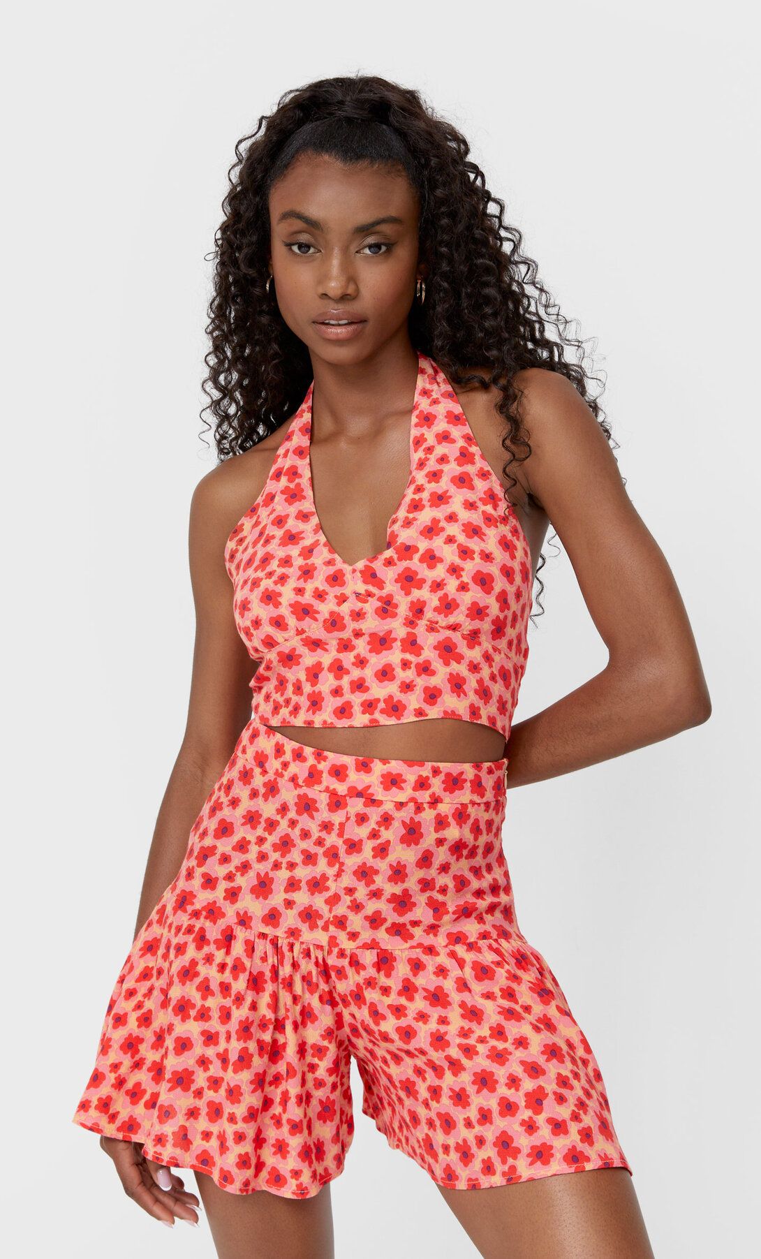 Printed halter top - Women's Tops & Bodysuits | Stradivarius United Kingdom | Stradivarius (UK)