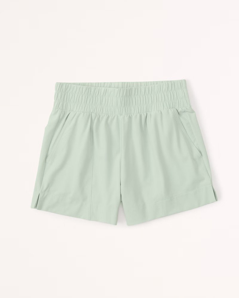 Traveler Shorts | Abercrombie & Fitch (US)