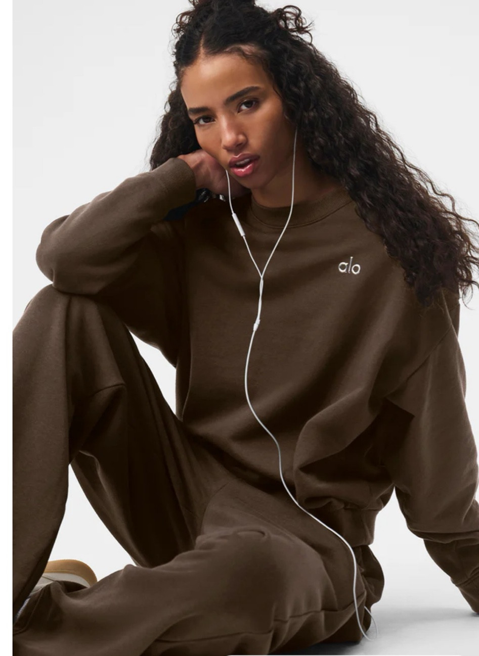 ALO sweatshirt/matching set

#LTKFitness #LTKGiftGuide #LTKActive