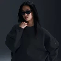 Nike Women's 24.7 ImpossiblySoft Oversized Crewneck Sweatshirt | DICK'S Sporting Goods