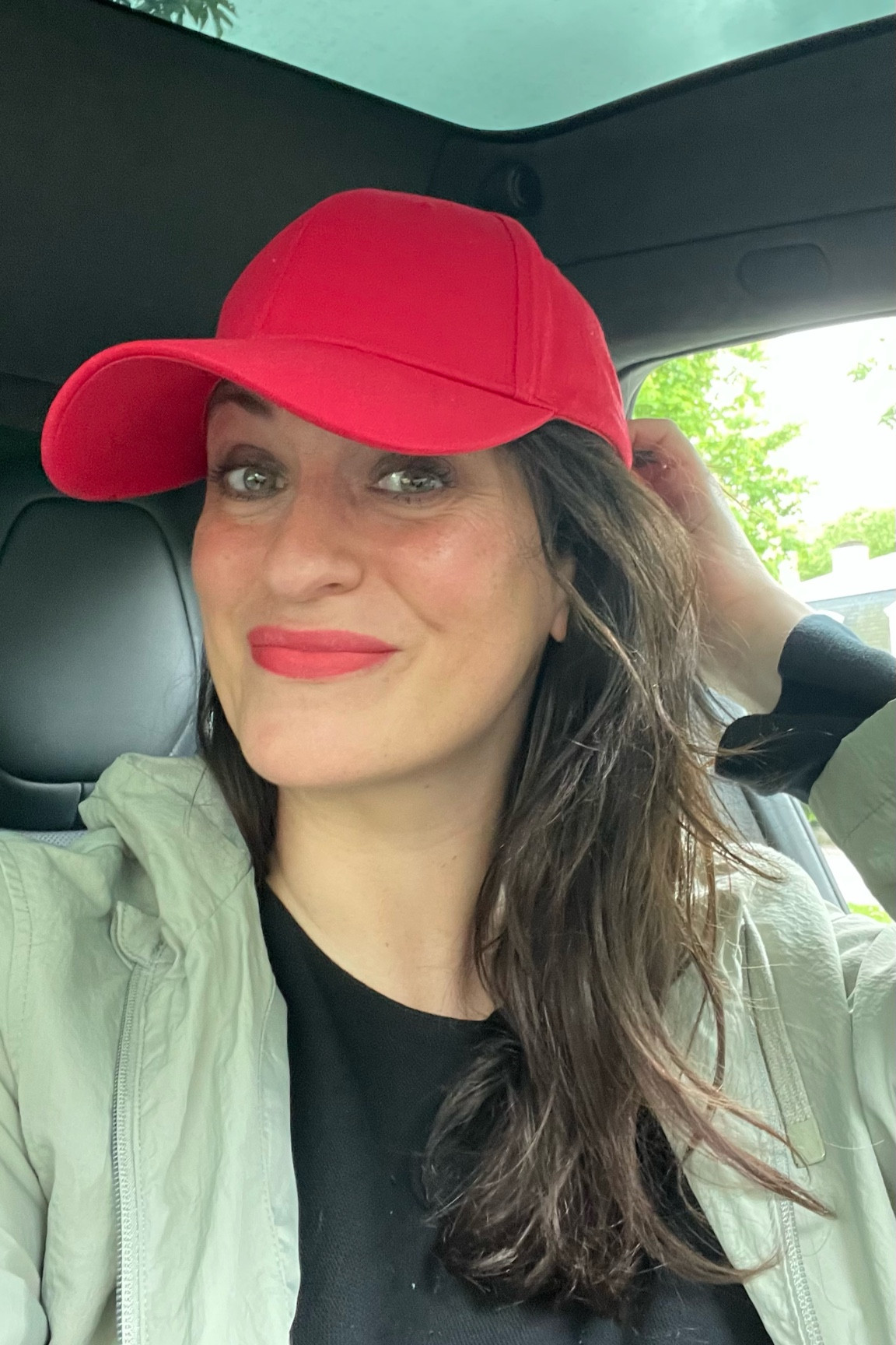 . Neon red baseball cap #draeger (similar, linked)
. Almond green windcoat #kiabi 
. Black 3D knit jumper #uniqlo (linked) 
. Neon red matte lipstick #revlon (linked) 
. Golden bronze eyeshadow stick #bobbibrown (linked)


#LTKeurope #LTKover40 #LTKbeauty