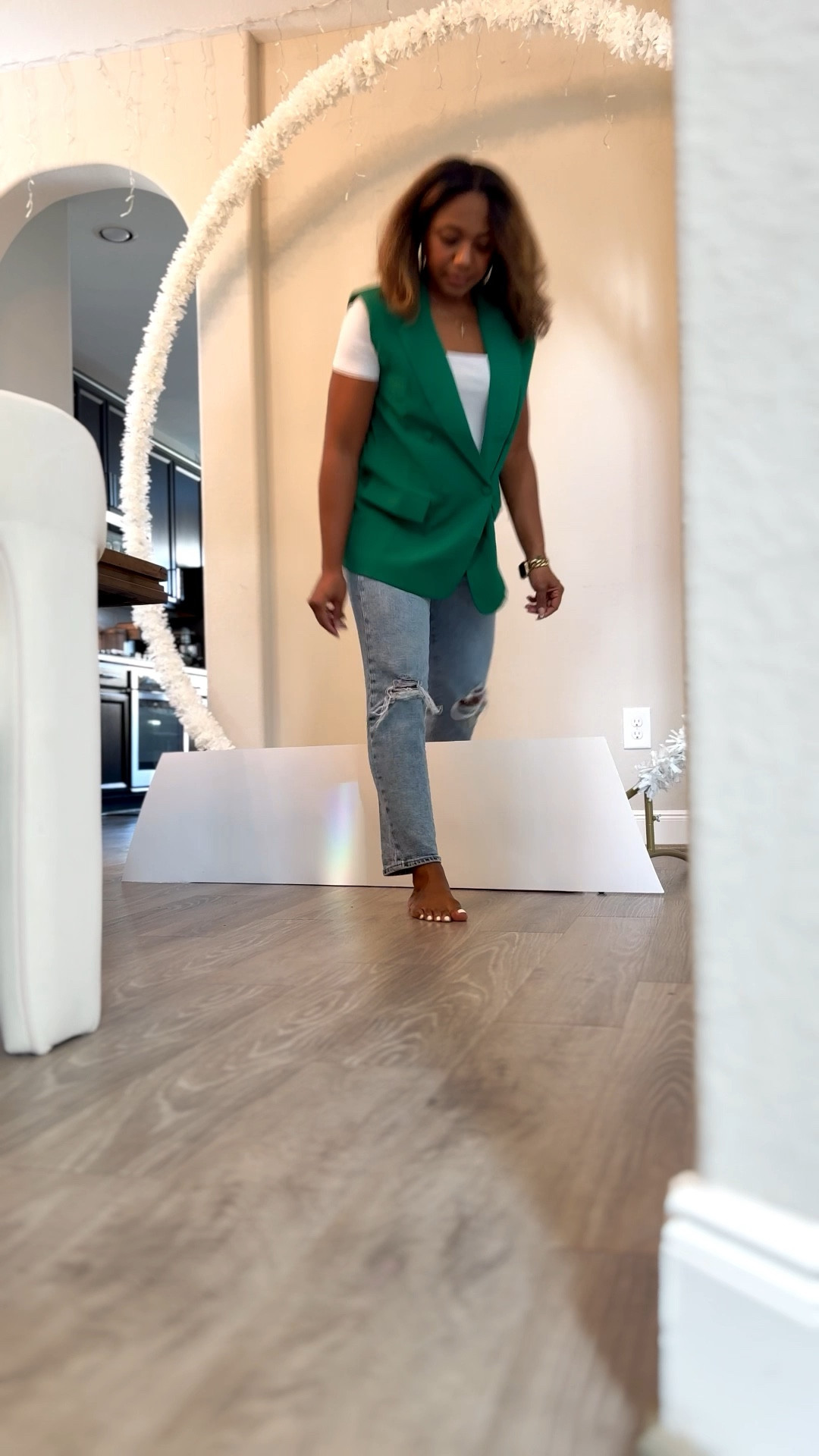 DIY Snow Globe Photo Bsckdrop

#LTKHoliday #LTKGiftGuide #LTKKids