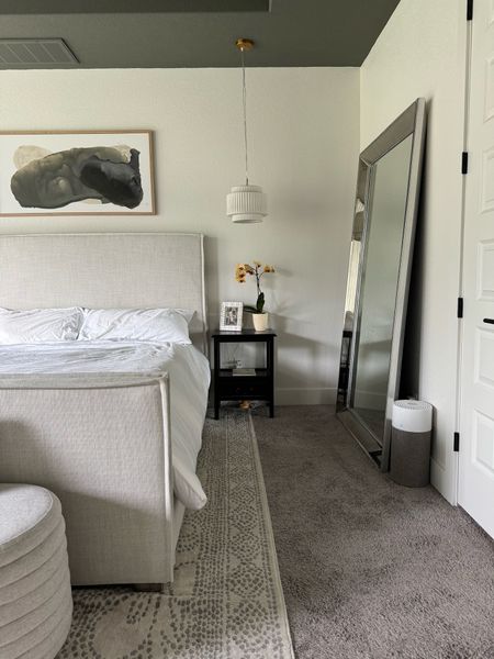 Neutral bedroom style with my all-time favorite bed frame!

Wayfair, rug deal, oversized mirror

#LTKhome #LTKstyletip #LTKMostLoved