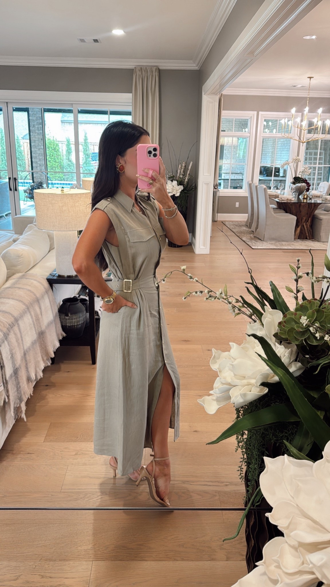 This dress is STUNNING!!! Size small! 

#LTKWorkwear #LTKStyleTip #LTKFindsUnder100