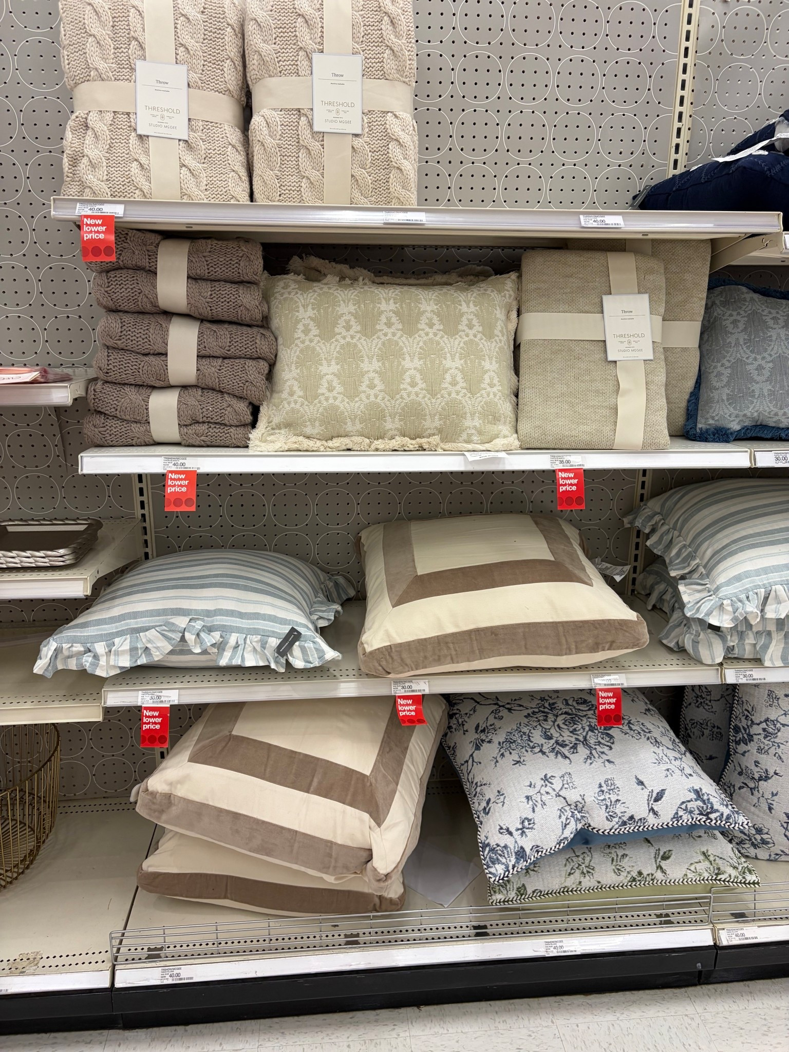 Must have throws and pillows!

#LTKHome
