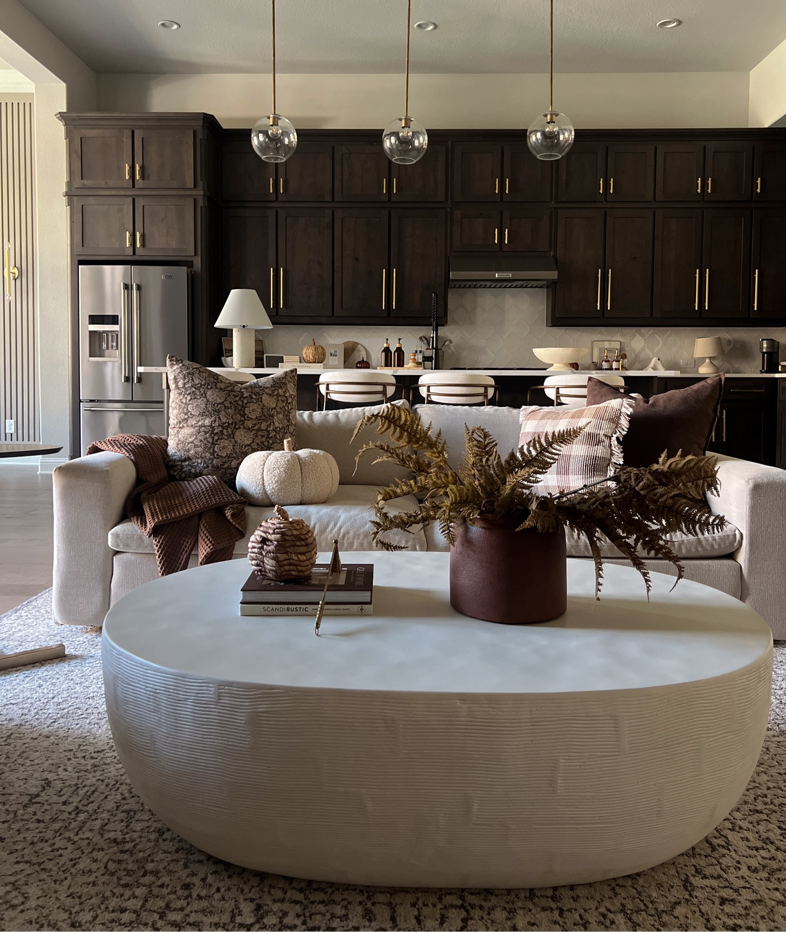 Fall living room views🤎🍂

#LTKHome #LTKSeasonal