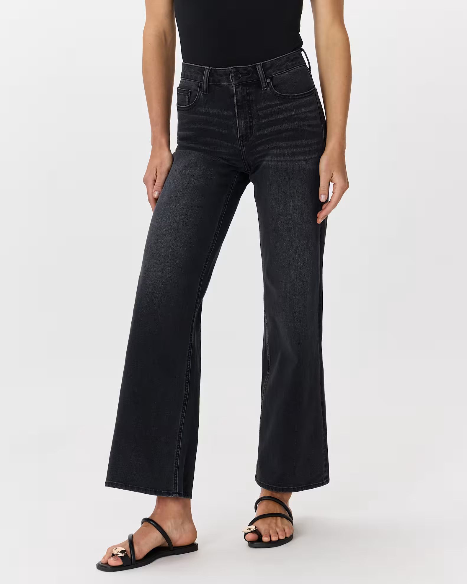 Bella Stretch Wide Leg Jeans in Faded Black | Quince