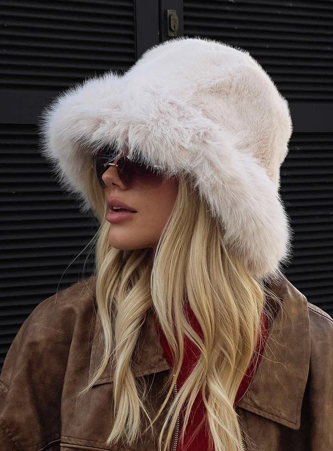 Avaah Fluffy Hat Cream | Princess Polly US