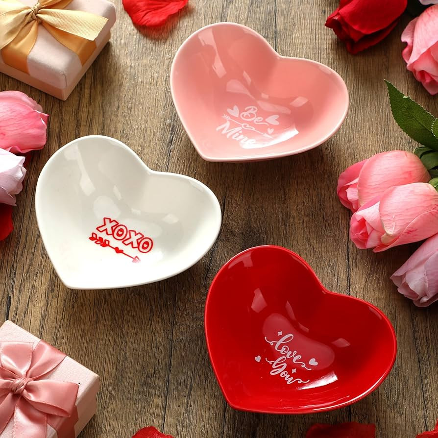 Tanlade 3 Pcs Valentine's Day Heart Shaped Candy Bowl Mini Ceramic Serving Bowl for Tiered Tray H... | Amazon (US)