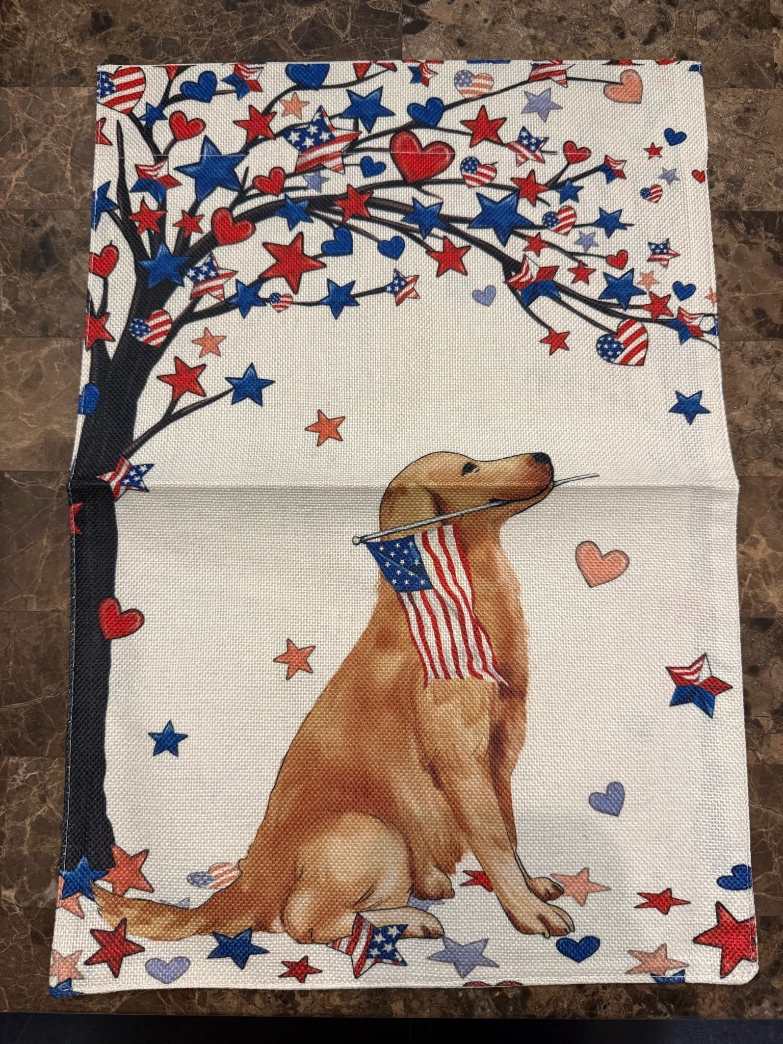 Love this lil patriotic golden retriever garden flag 🇺🇸🐾 only $7.99 on Amazon 



Amazon home / garden flag / patriotic / dog mom / Americana / American dog

#LTKdayinmylife #LTKHome
