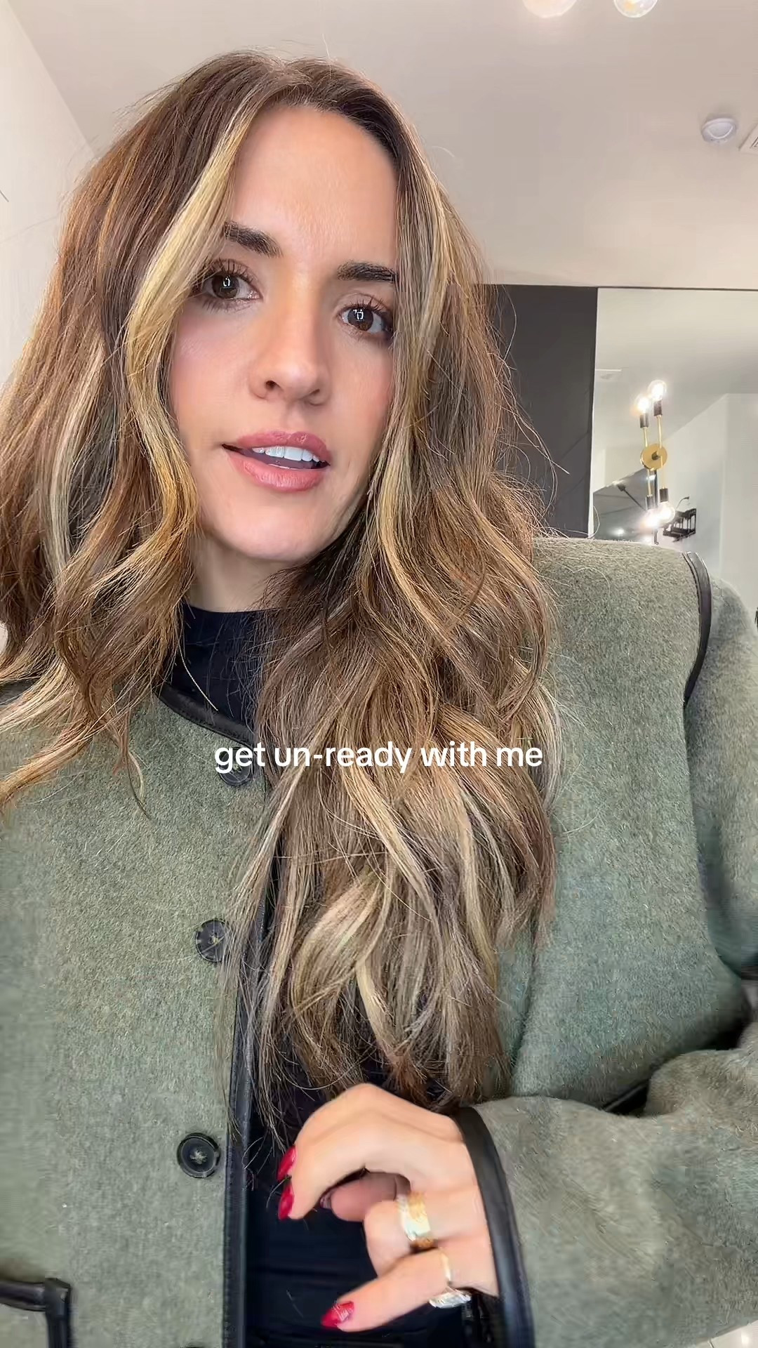 Get un-ready with me 

#LTKPetite #LTKgrwm #LTKOver40