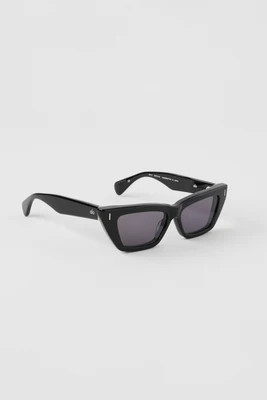 ALO Cat Eye Sunglasses in Black | Alo Yoga