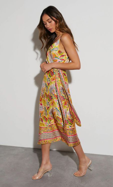 Sofia Tropical Print Wrap Midi Dress

#LTKover40 #LTKfindsunder100