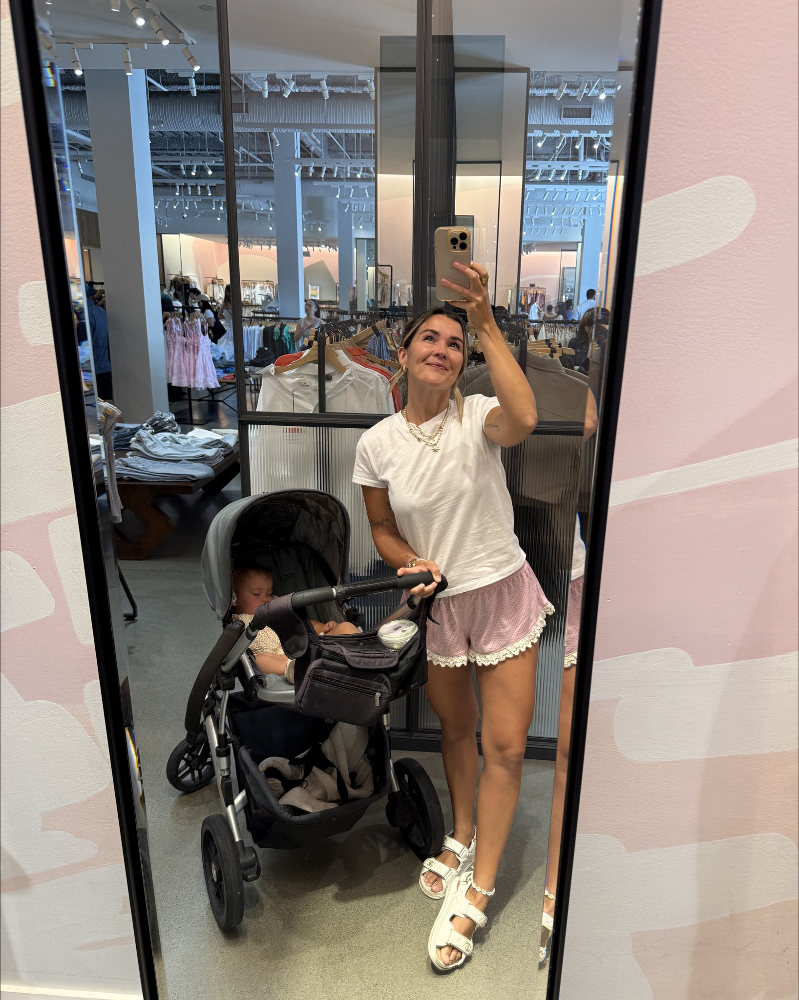 Flirty shopping shorts 

#LTKsummer #LTKcanada