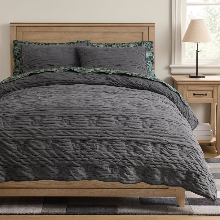 Minecraft Creeper Matelasse Jersey Quilt | Pottery Barn Teen