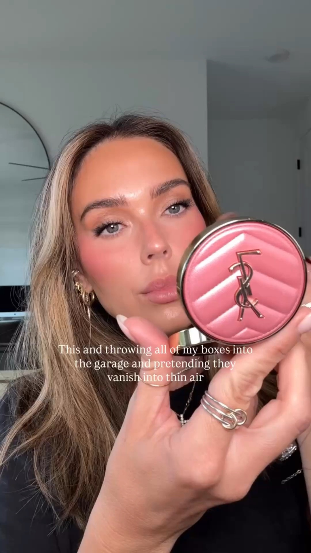 Might as well share it with the class 🚩 

Gloss - @tomfordbeauty Casablanca 
Blush - @yslbeauty make me blush in 44 nude lavalliere 
Bronzer - ysl all hours bronzer in 2 dune 
Eyeshadow - tom ford soleil neige eye color quad

#LTKgrwm #LTKselfcare #LTKBeauty