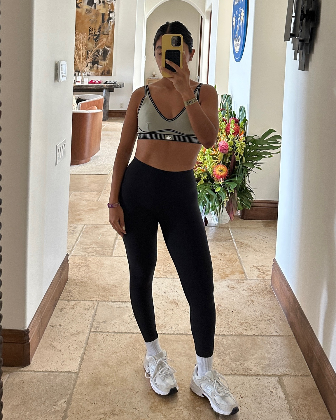 SIZES:
Small top
4 leggings


#LTKfindsunder100 #LTKfitness #LTKstyletip