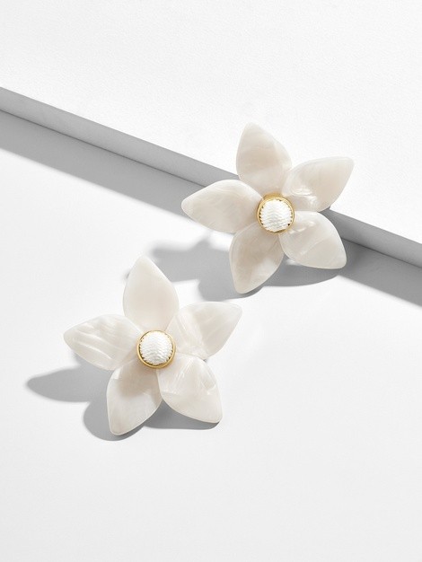 Mini Amariella Flower Stud Resin Earrings | BaubleBar (US)