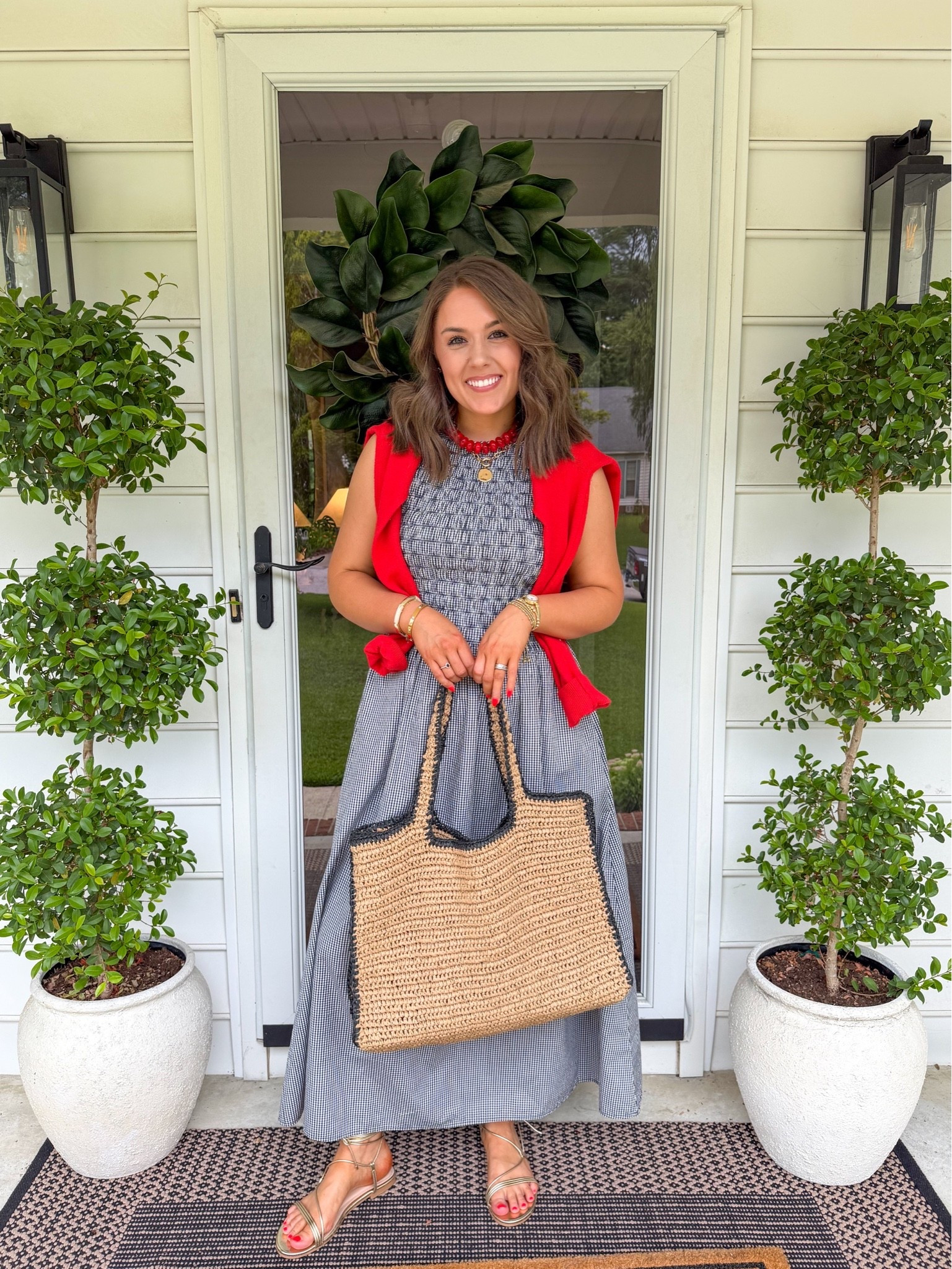 This whole outfit is so affordable and one I am loving! Wore it yesterday and got so many compliments! @gapstyle