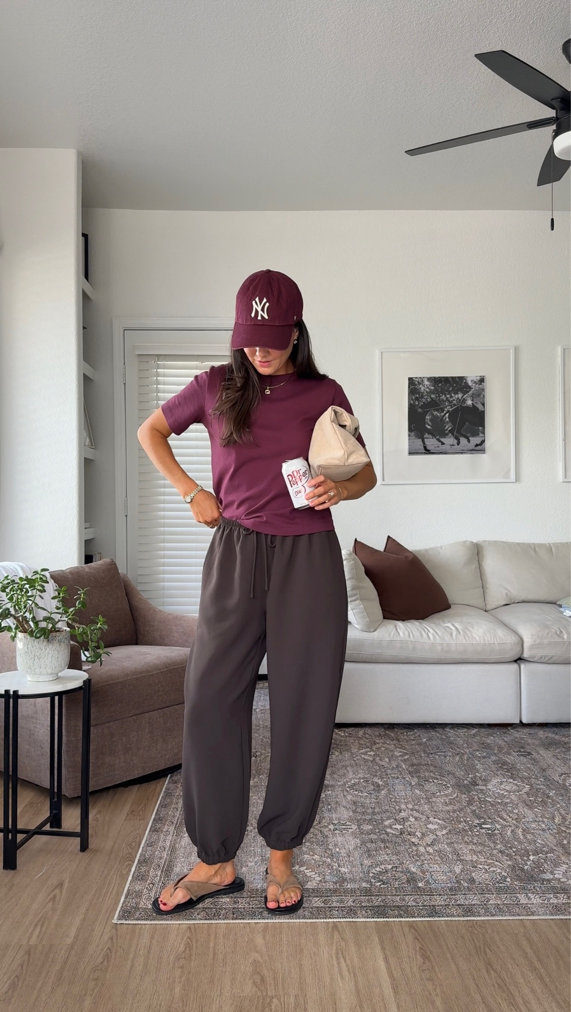 Styling my ballon pants! Sizing: I am 5’7” wearing small (reg length) in the pants, small in everything from Aritzia and XS in everything from Abercrombie.