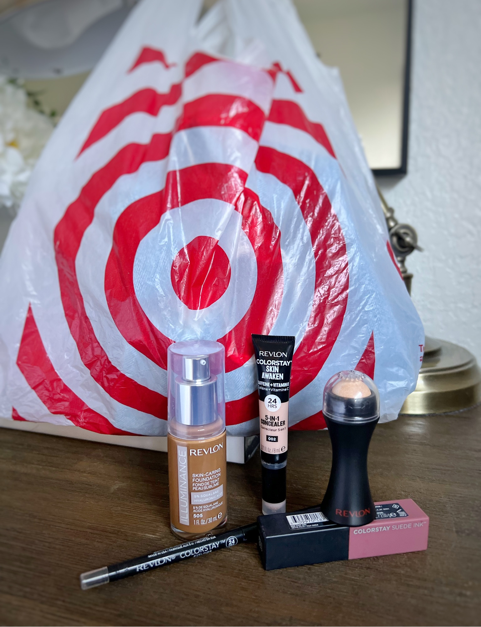 #ad Shop the @revlon Colorstay collection, avaliable at @target #Target #TargetPartner 

#Revlon #IlluminateWhatsInside #LiveBoldly



#LTKSeasonal #LTKU #LTKSale