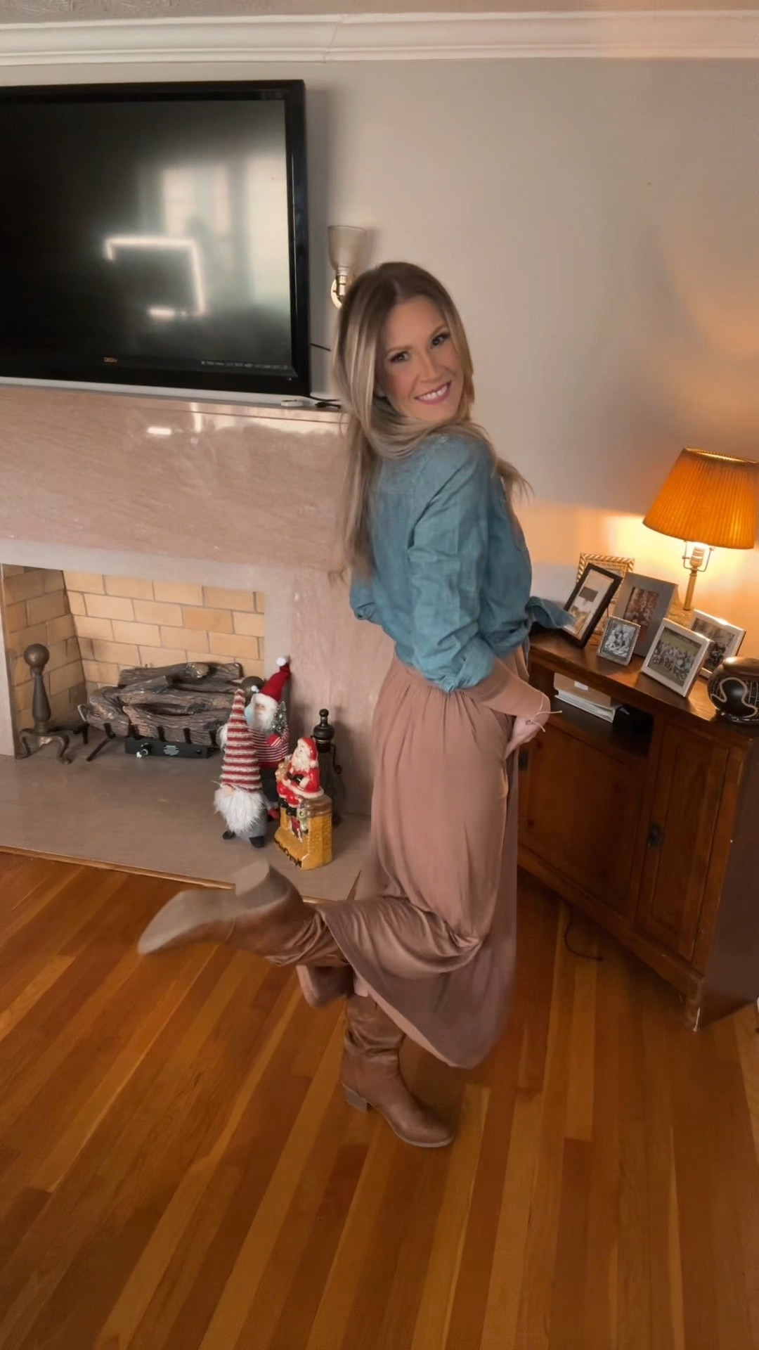 Wearing vs styling a winter outfit, Halara edition ❤️

#LTKstyletip #LTKover40 #LTKSeasonal