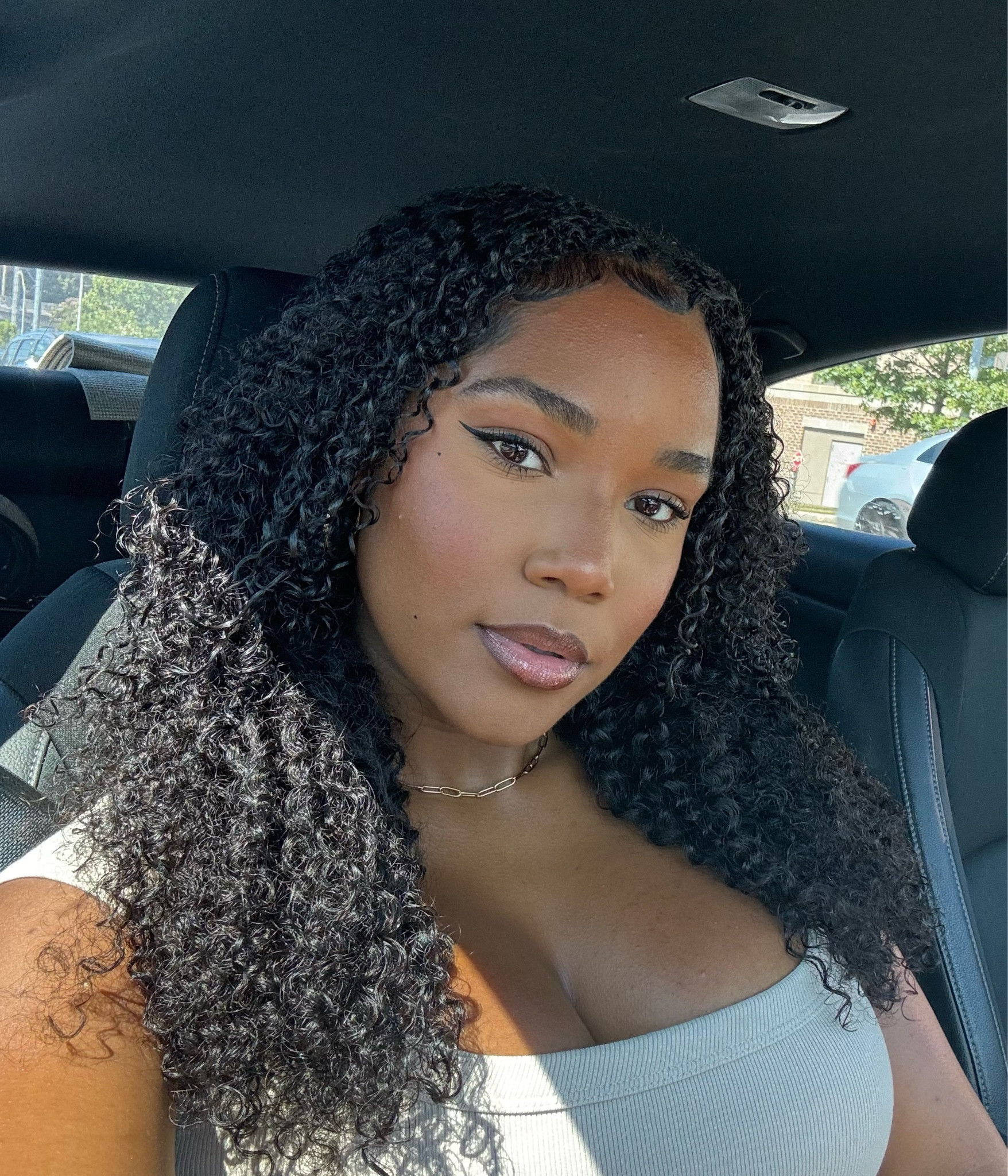 The best vpart wig from Amazon! It matches my curl pattern perfectly. I think im a 3b/3c pattern. I have it in 24 inches (vpart curly)  and put some natural layers to help blend my leave out. I hope you like it! 