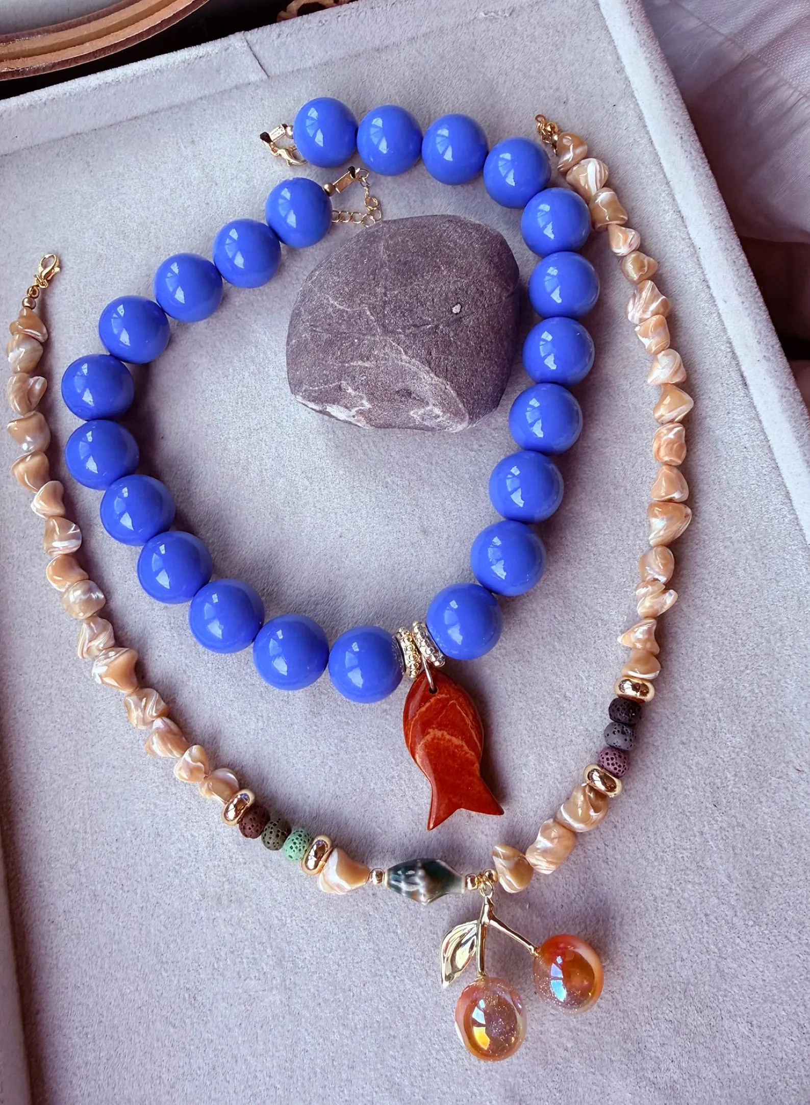 Handmade Blue Beaded Necklace – Red Stone Fish Pendant, Boho Statement Jewelry - Etsy | Etsy (DACH)