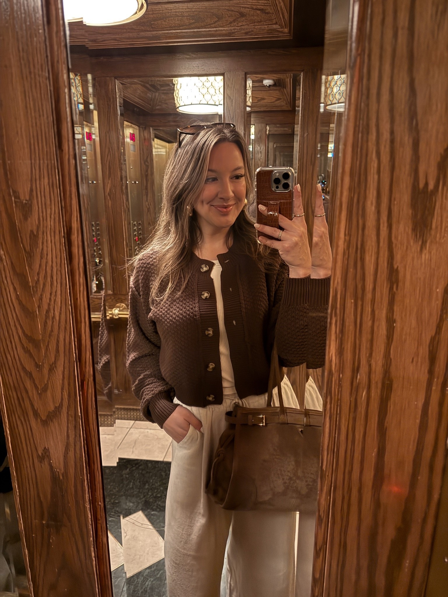 I wore this outfit on our vacation in Victoria, Canada and I loved how it all came together! This necklace is so trendy right now and it was so fun to add with these staple pieces in my wardrobe ✨ I also bought this cardigan while I was there and I’m so excited to find other ways to wear it!

#freepeople #outfit #cardigan #ootd #jewelry #trendy #trending #momlife #momoutfit #travel #style #amazon

#LTKootd #LTKgrwm #LTKmomlife