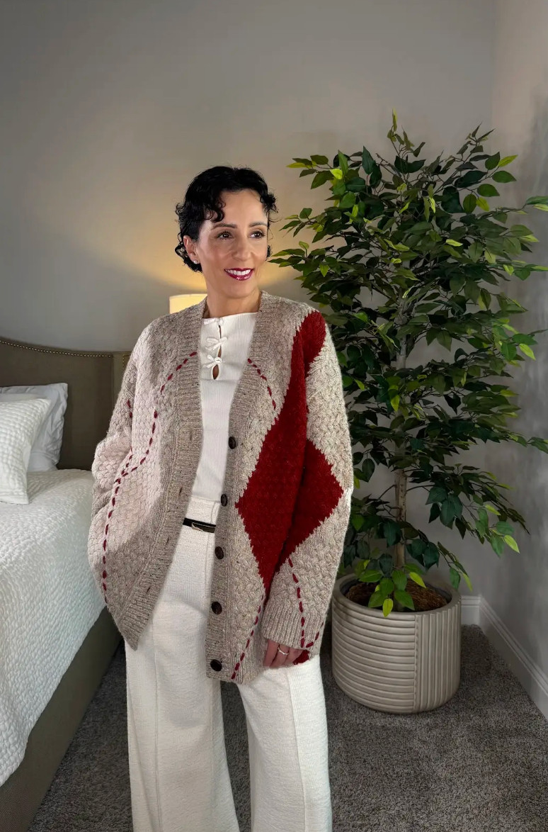 Ladies… Fabrique is that brand. The quality is insane, the fits are gorgeous, and every single piece makes me feel polished with zero effort. If you want instant “wow,” this is where you get it. @Fabrique.Official
#Fabrique #Fabriquedesigners 
#Fabs #ad 
@Shop.LTK #liketkit