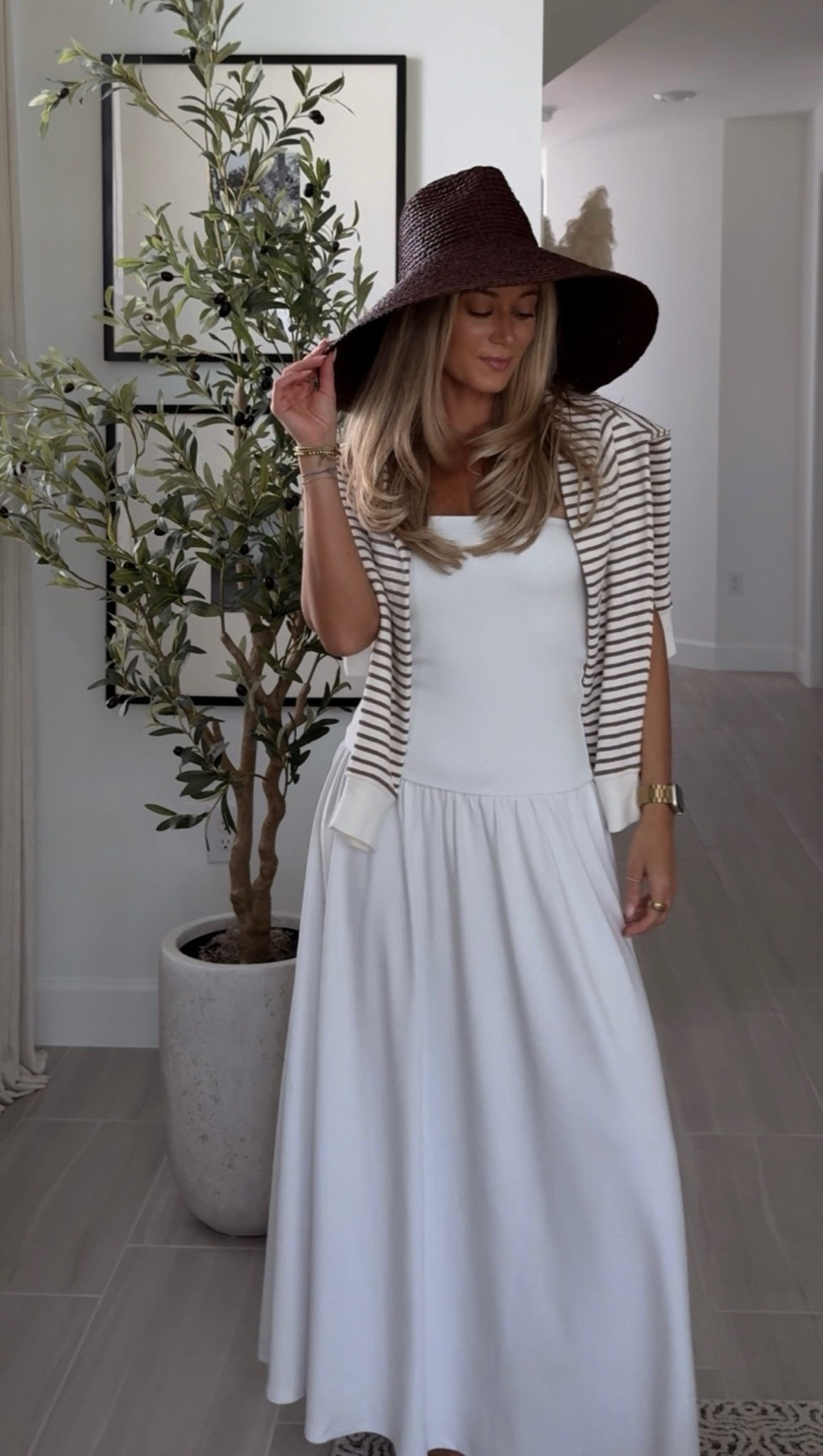 Haven Well Within Raffia sun hat is the perfect addition to really elevate the look. Wearing the organic cotton dress and pullover henley. 

Wearing S 

raffia sun hat, organic cotton dress, cotton henley, summer outfit, summer accessories, sun hat, capsule wardrobe, elevated essentials, classic style, casual outfit

#LTKootd #LTKSeasonal