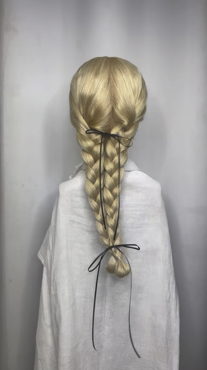 A braided holiday look that’s easy quick and can make any outfit look dressed up! 

#LTKStyleTip #LTKBeauty #LTKSeasonal