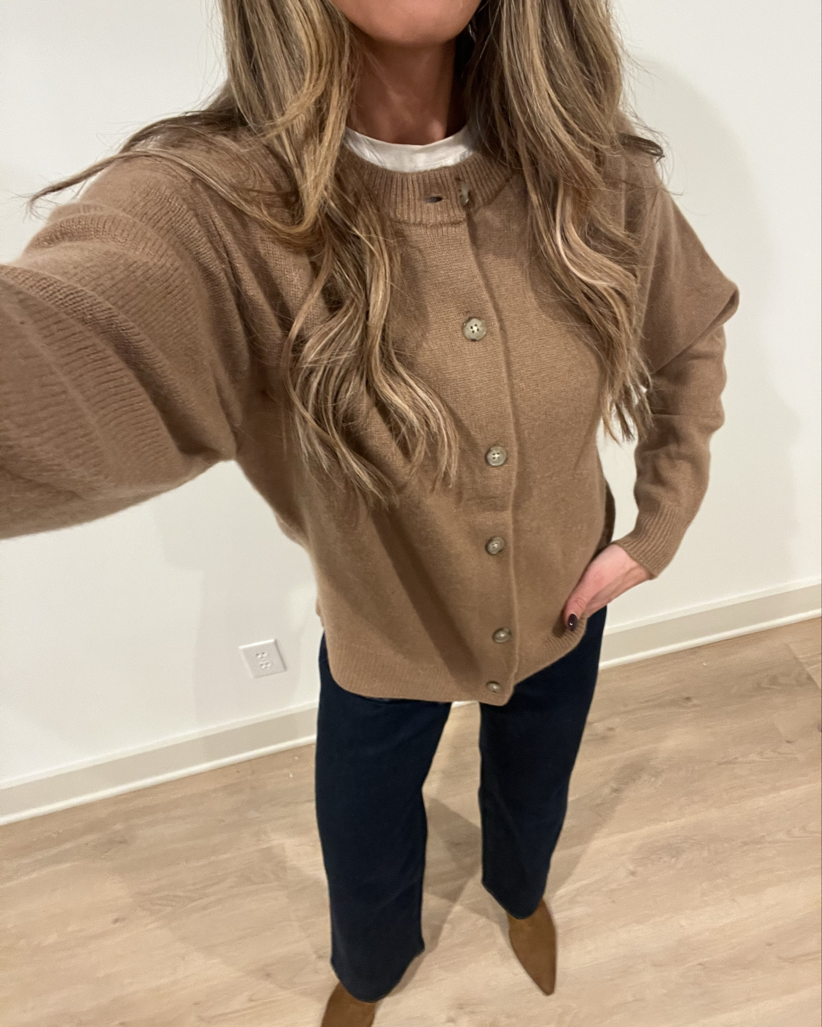  I wear my true size in most artizia pieces (medium, 6, 27 long, and medium long if longs are available) 



Holiday outfits, thanksgiving outfit, sweater, holiday sweaters, tall girl friendly

#LTKTall #LTKStyleTip #LTKHoliday