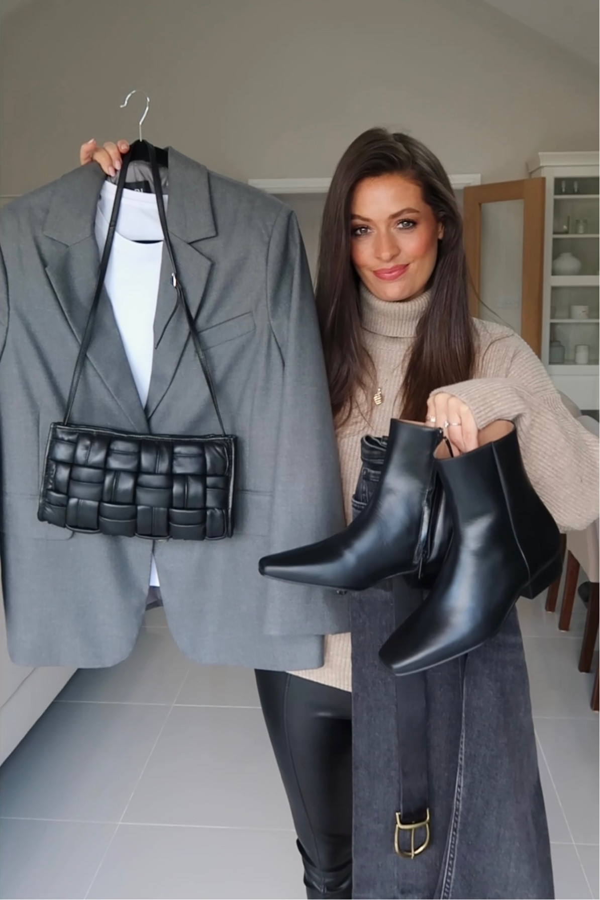 Simple grey outfit 
