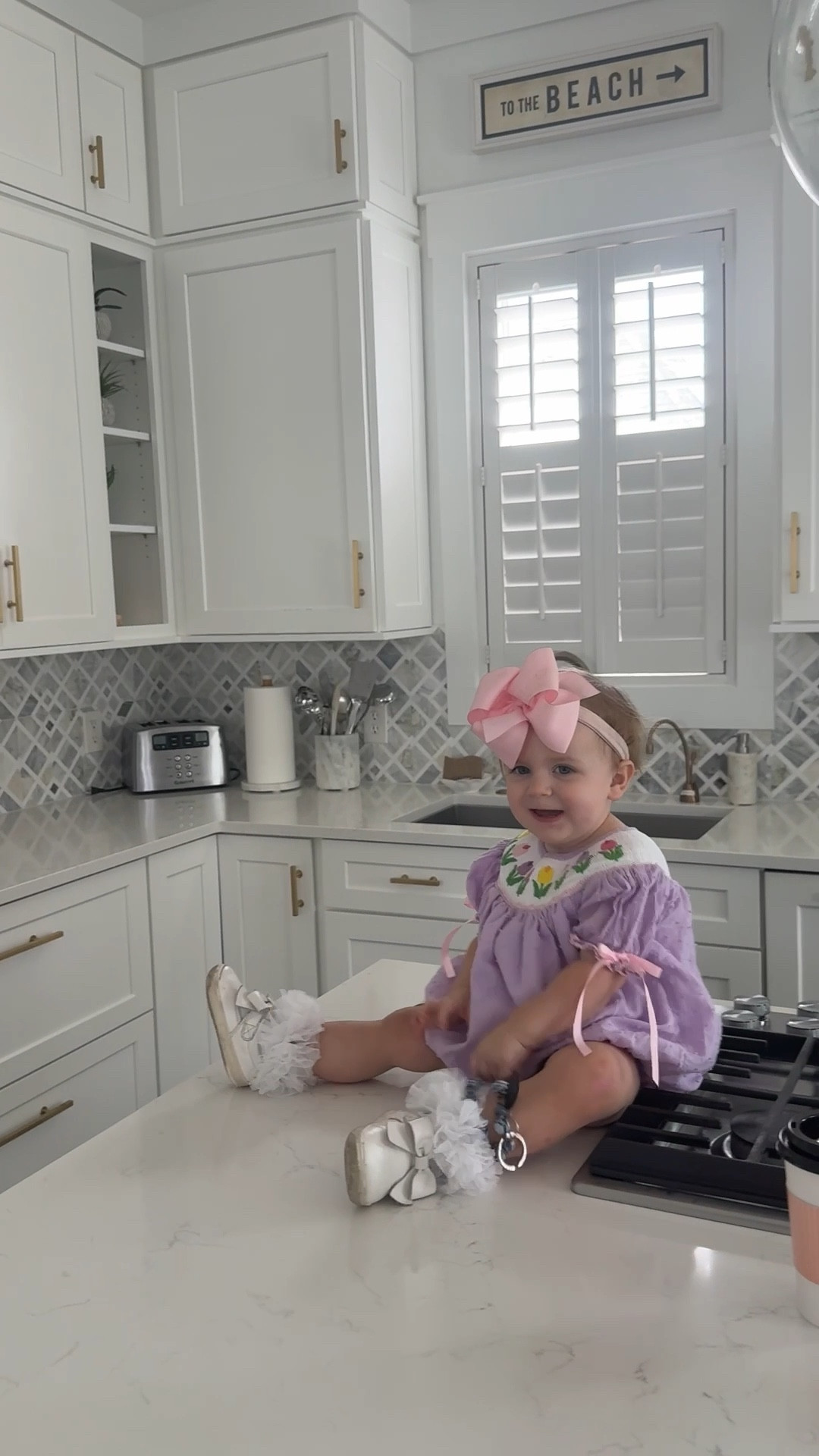 🌷 This tulip Spring smock is FABULOUS, can’t get enough of the little bows on the sleeves 🤌

#LTKSpringSale #LTKootd #LTKKids