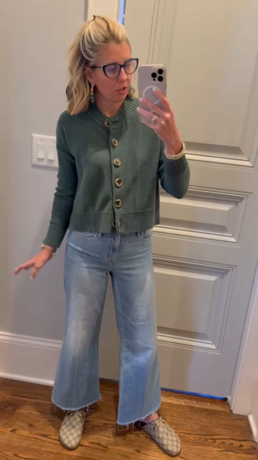 Shopping my closet and making new outfits. This viral cardigan is a MUST & comes in so many colors. 

Sweater - xs
Jeans - 26 P
Mules - 38

#LTKmomlife #LTKOver40 #LTKdayinmylife