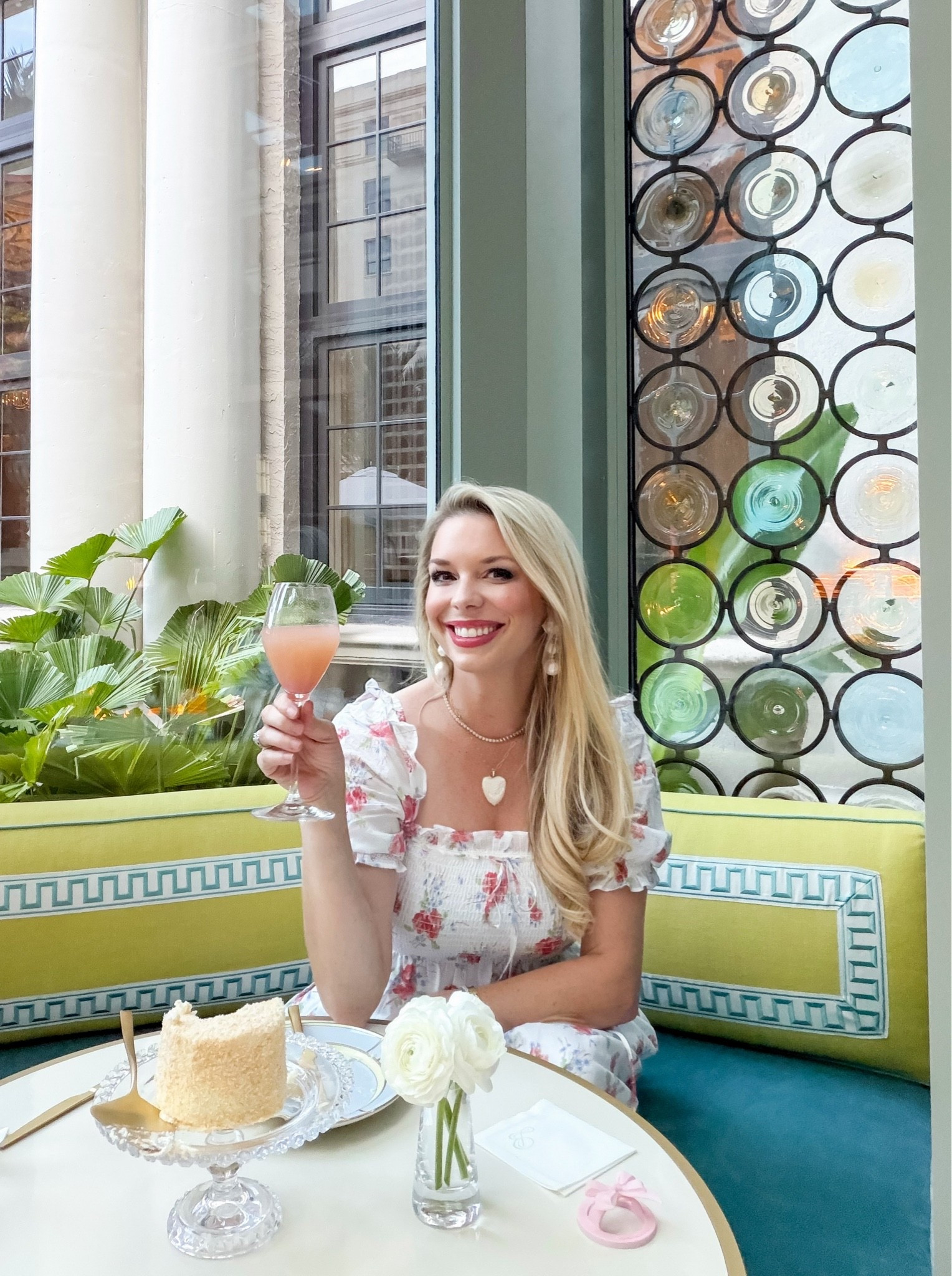 My problem is that I think every day should look like this 

#hillhouse
#napdress
#teatime
#thebreakers
#palmbeach

#LTKootd #LTKTravel #LTKstorytime