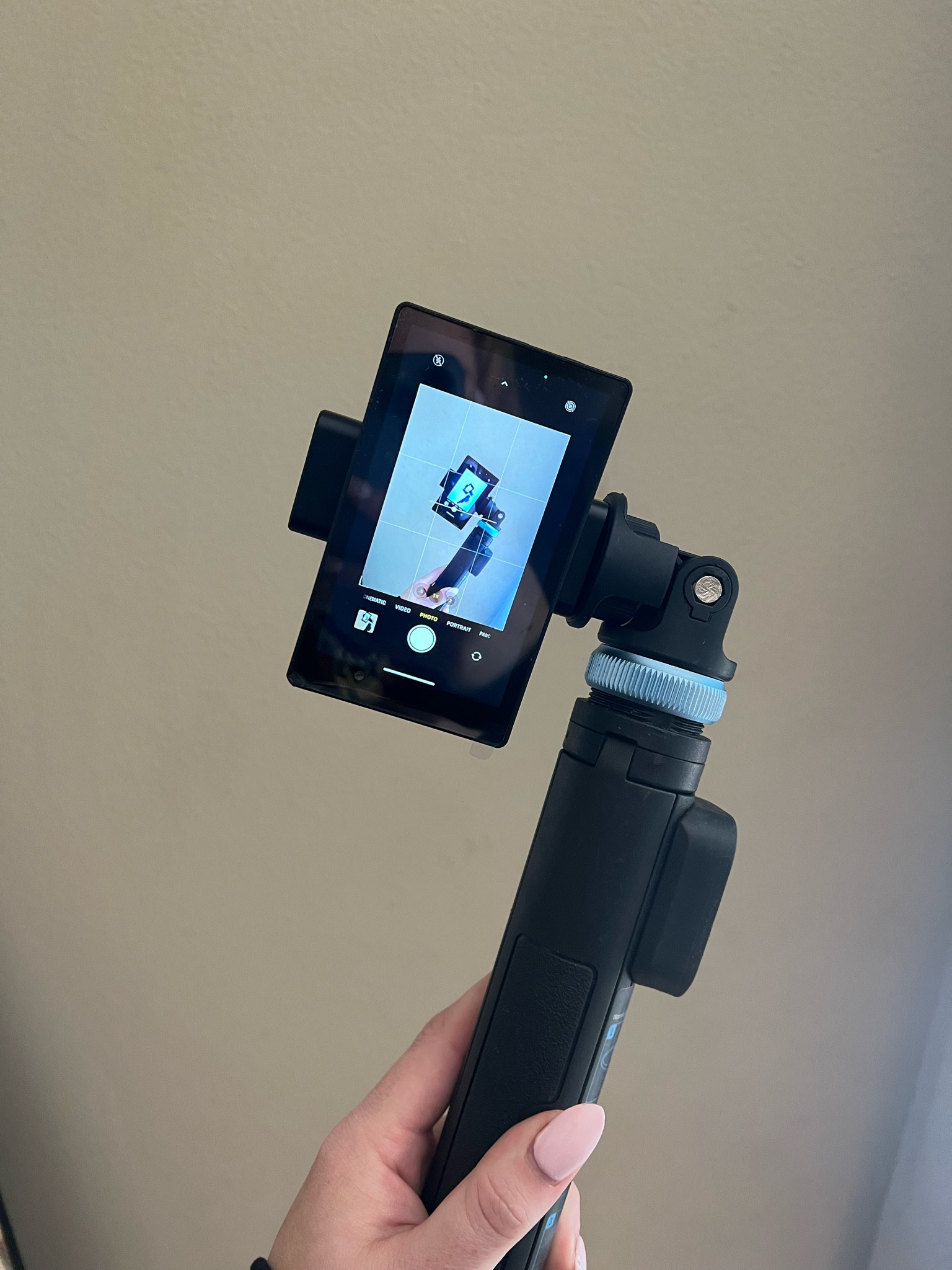 Content creator must have // back camera mirror. Tripod is needed for  the attachment! 